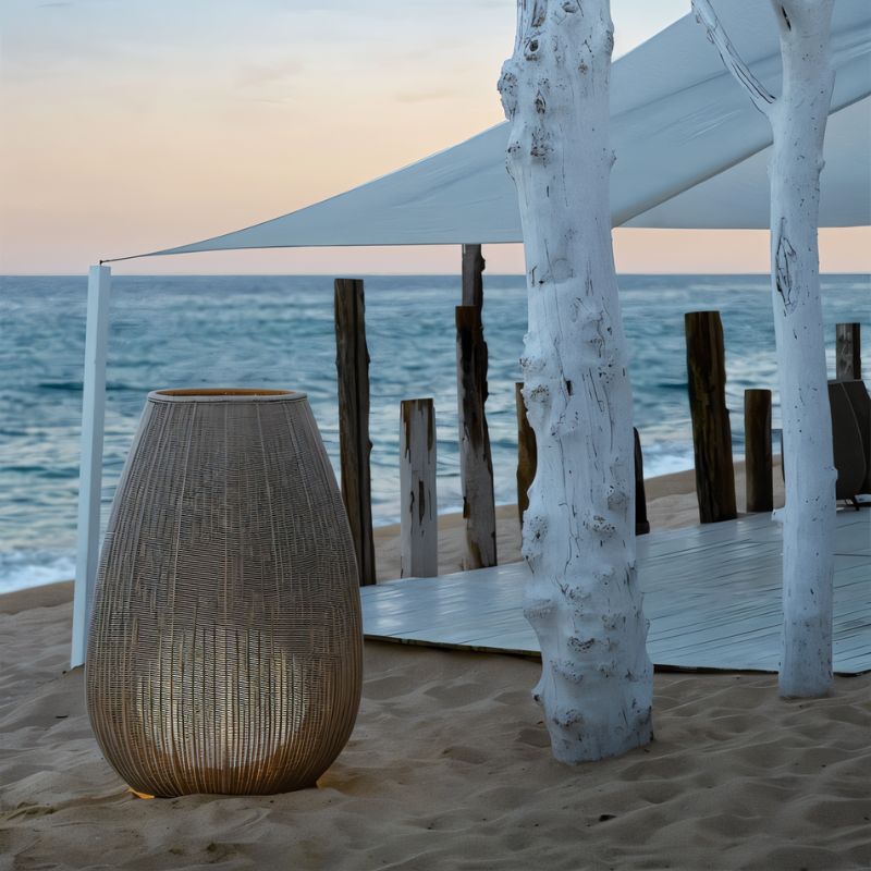 Candice Outdoor Floor Lamp - Nuvé