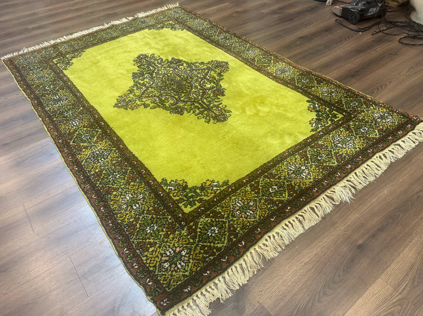 Moroccan Rug 6x8, Semi Open Field, Vintage, Lime Green, Wool Carpet - Nuvé