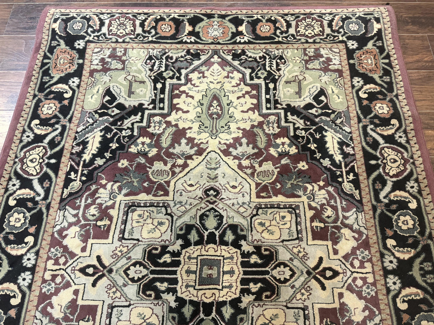 Heriz Rug 5x8 - Nuvé