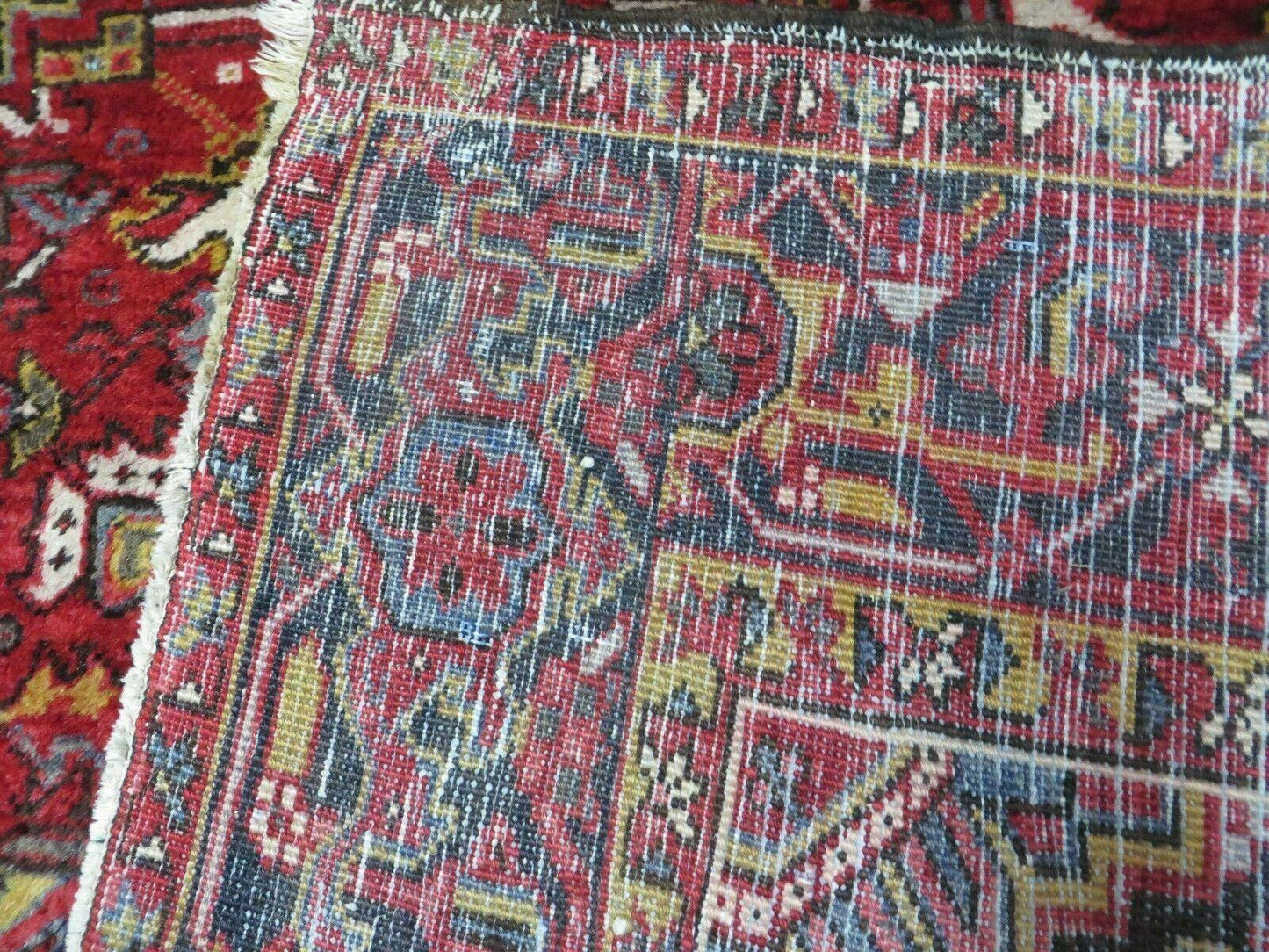 Heriz Rug 9x11, Geometric Persian Carpet Room Sized, Tribal Medallion Rug, Red Ivory Dark Blue Handmade Wool Rug for Living Room Dining Room - Nuvé