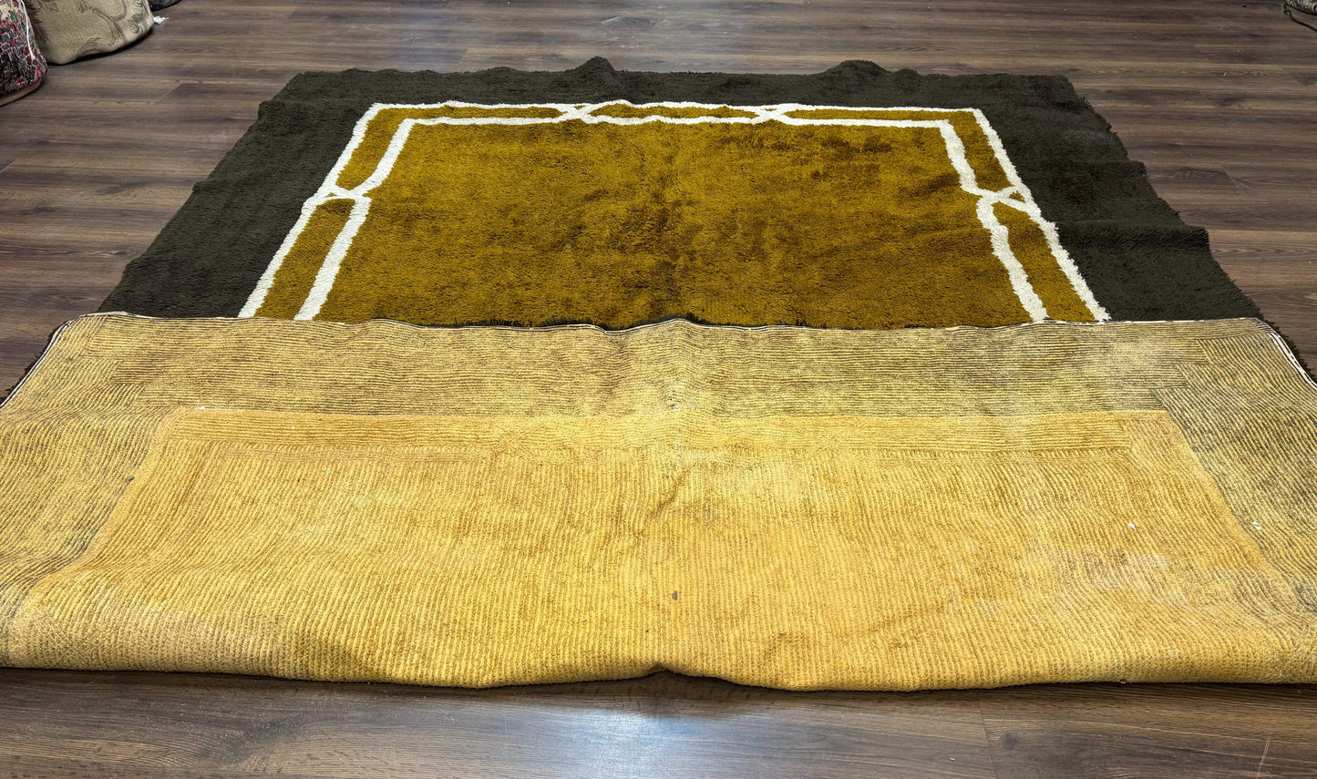 Mid Century Shag Rug 8x11, Large Vintage Shag Rug, Open Field, European Shag Rug - Nuvé