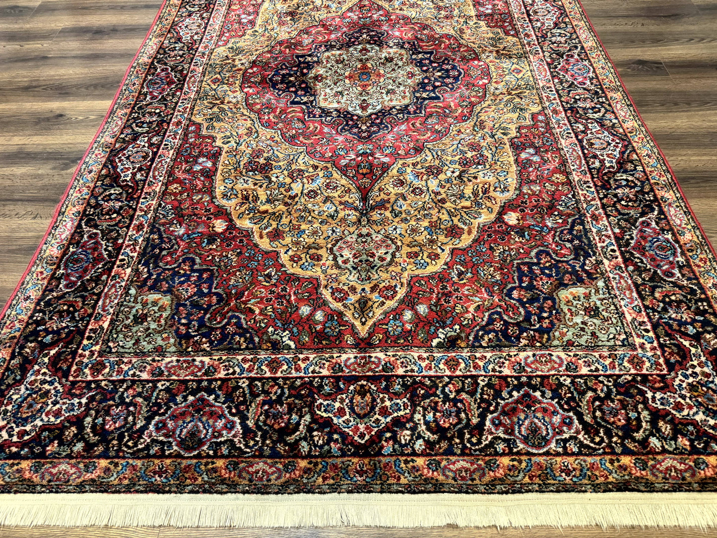 Karastan Rug 5.9 x 9 Medallion Kirman #700/718, Original 700 Series, Wool, Discontinued, Vintage - Nuvé
