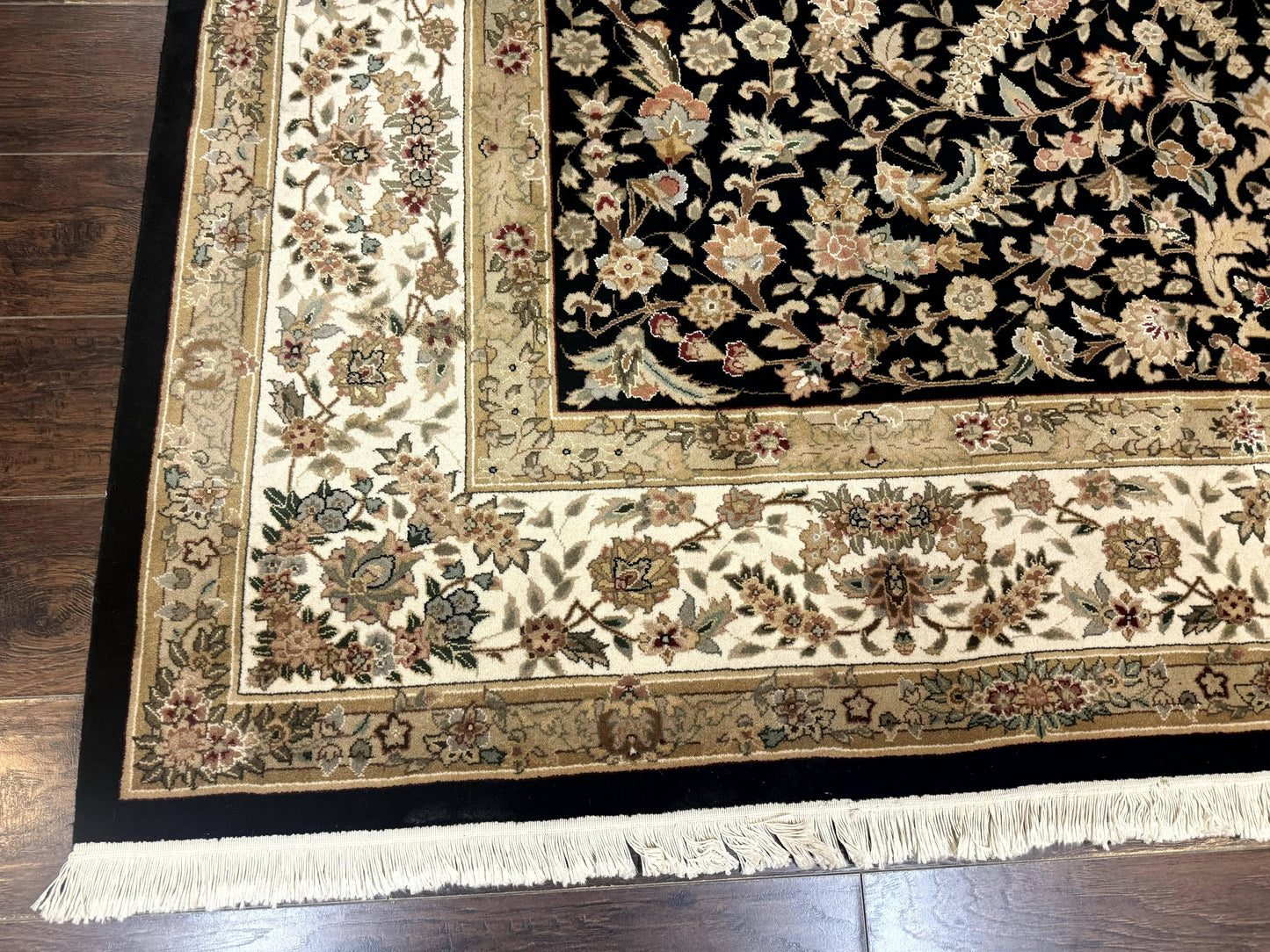Sino Persian Rug 9x12, Floral Medallion, Black and Ivory, Elegant - Nuvé