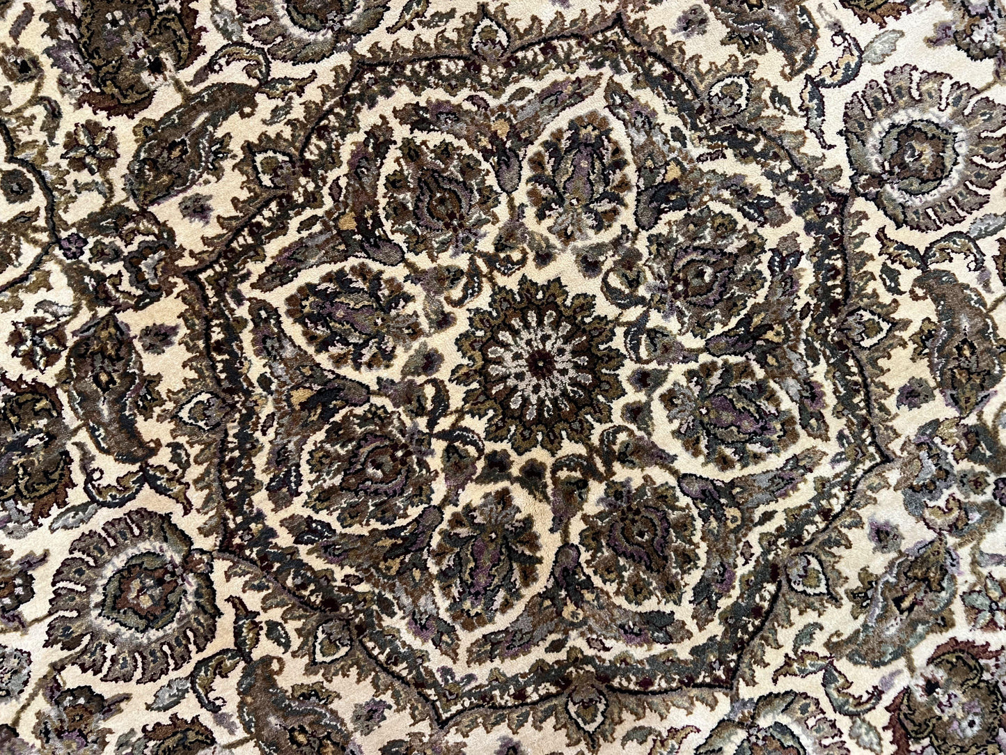 Round Indo Persian Rug 8x8 ft, Large Hand Knotted Vintage Wool Circular Carpet, 8ft Round Oriental Rug, Floral Medallion, Cream and Green - Nuvé