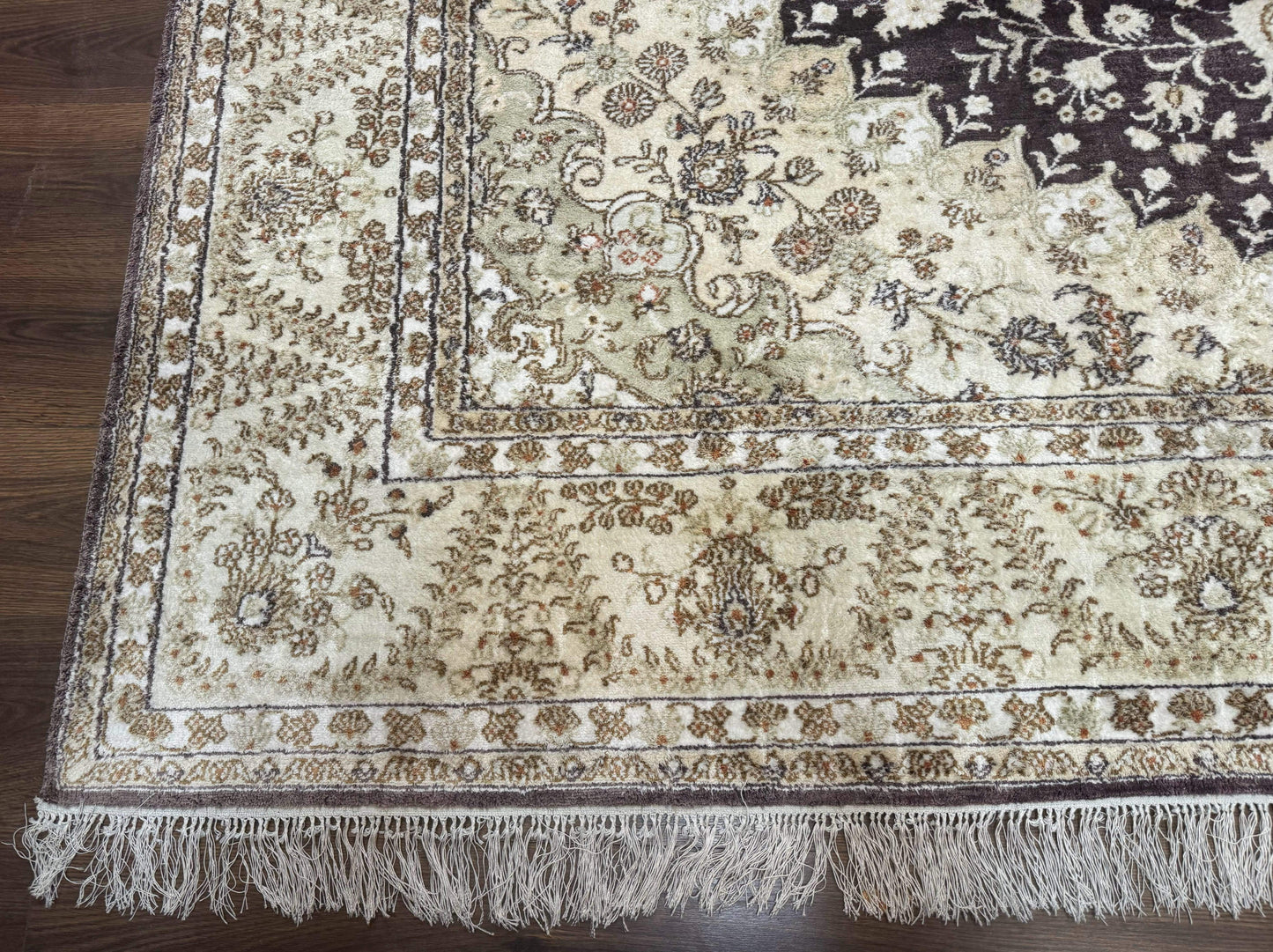 Indian Kashmiri Silk Rug 10x14, Floral Medallion - Nuvé