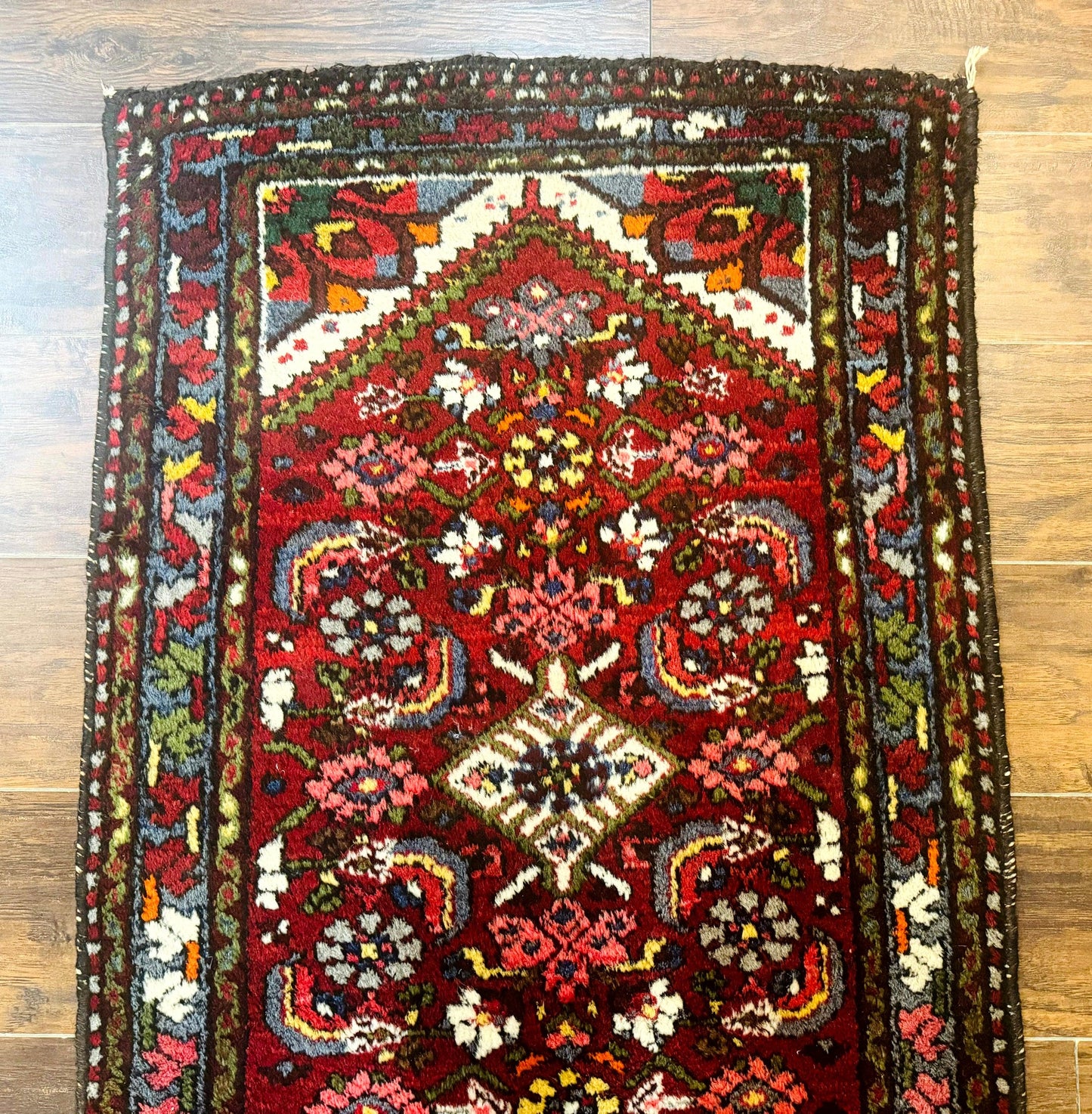 Small Red Persian Tribal Rug 2.6 x 4, Wool Rug, Persian Hamadan Rug - Nuvé