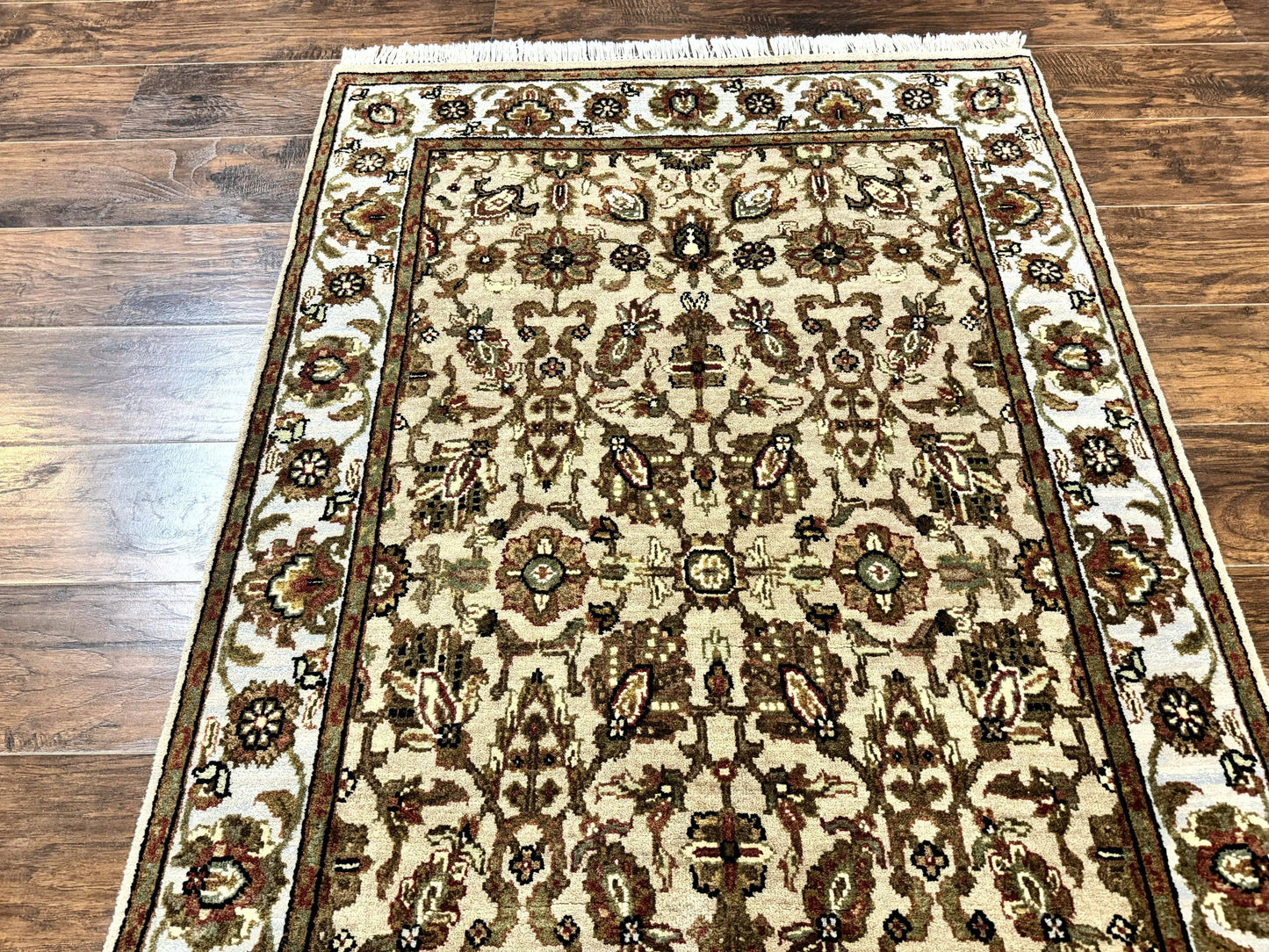 Pak Persian Rug 4x6, Floral Allover Vintage Oriental Carpet, Handmade Wool Rug - Nuvé