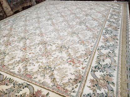 Pak Persian Floral Rug 11 x 12.6, Ivory, Very Fine, Hand Knotted - Nuvé