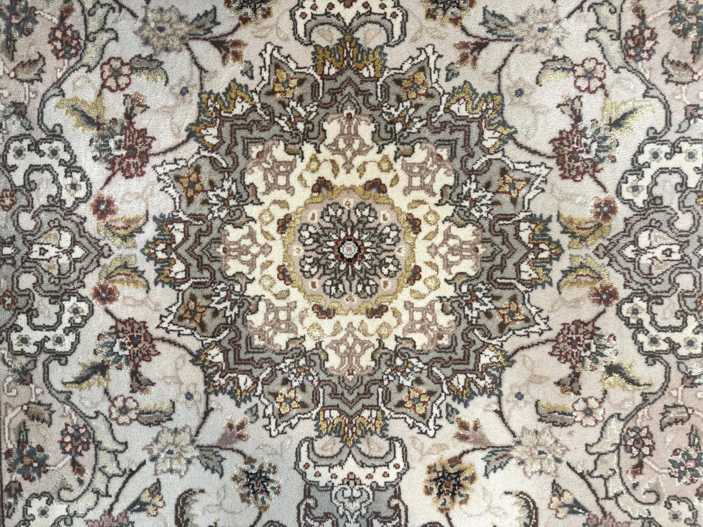 Pak Persian Rug 4x6, Floral Medallion, Beige, Wool and Silk Highlights, Vintage Handmade Rug - Nuvé