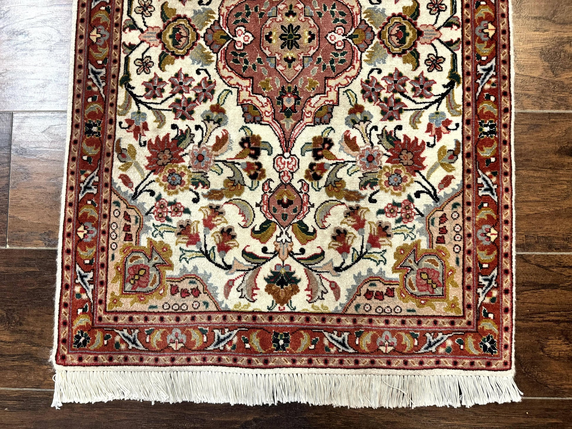 Small Persian Tabriz Rug 2x3, Floral Medallion, Wool and Silk, 340 KPSI - Nuvé