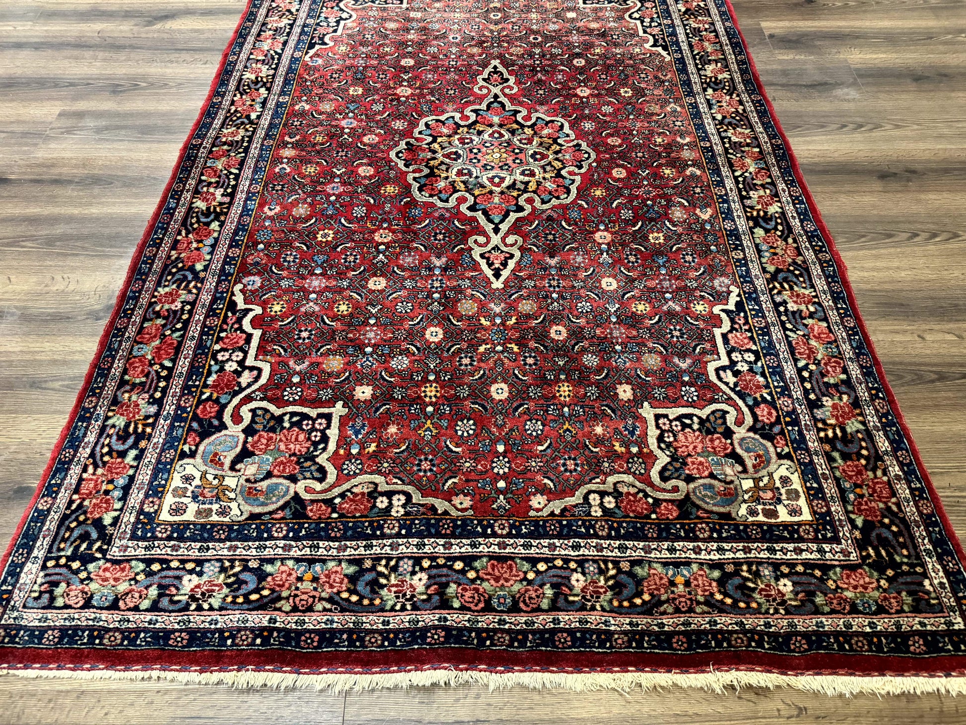 Antique Persian Rug 5x7, Red, Fine 260 KPSI, Bidjar Carpet - Nuvé
