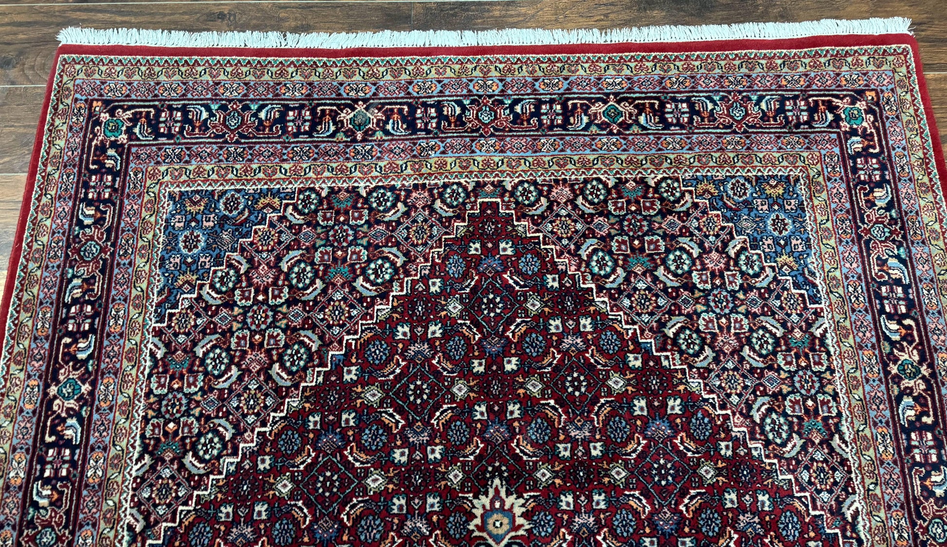 Indo Persian Bidjar Rug 6x9, Vintage Wool Handmade Carpet - Nuvé