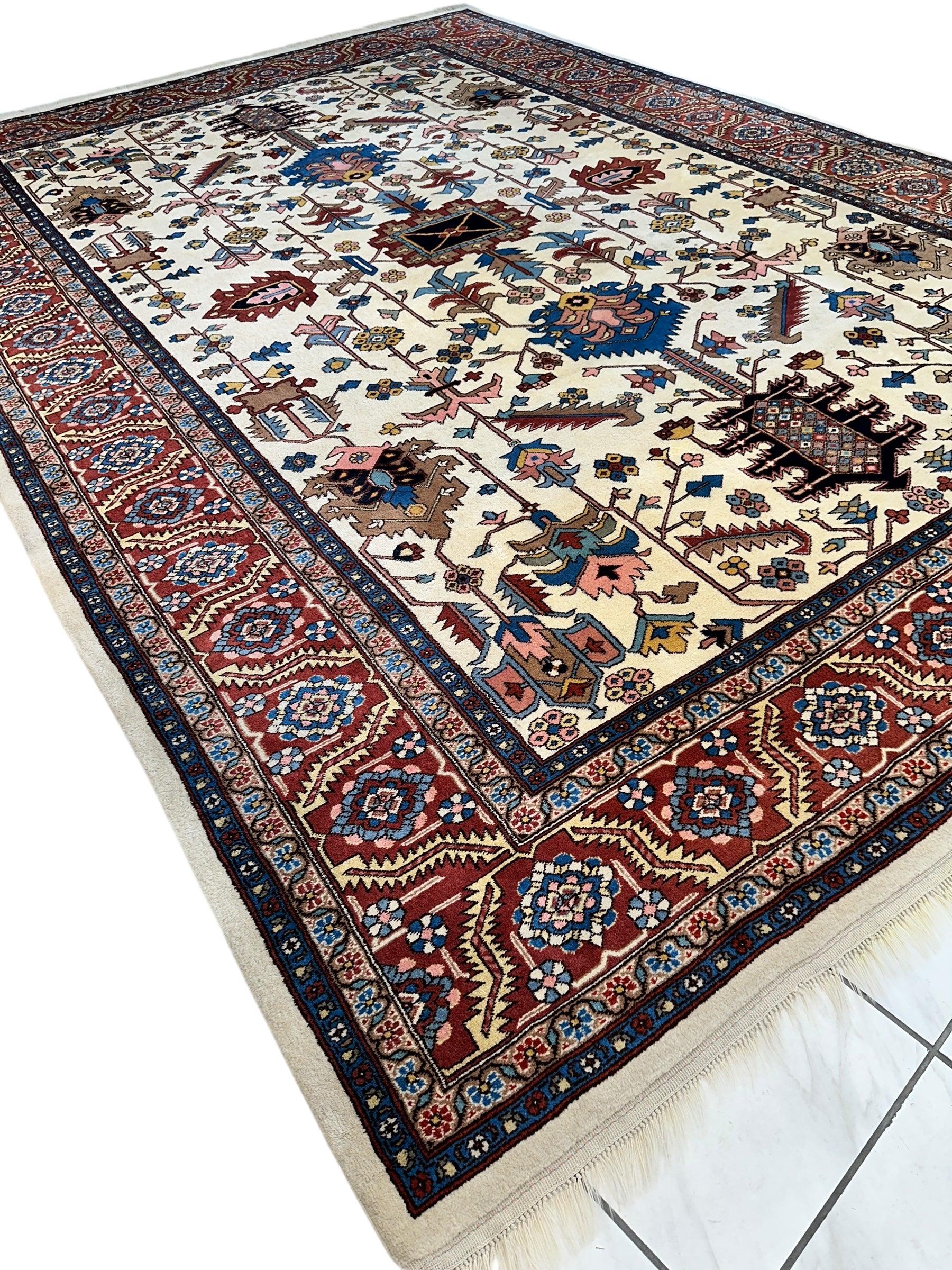 Hand-Knotted Vintage Afghani Serapi Wool Rug – 10'10" x 15'10" – Elegant Traditional Area Rug - Nuvé