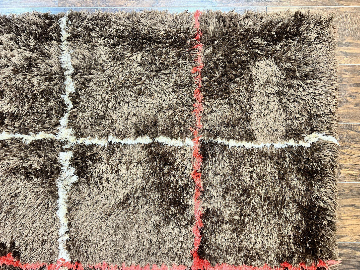Shag Rug 6x8, Brown, Panel Design - Nuvé