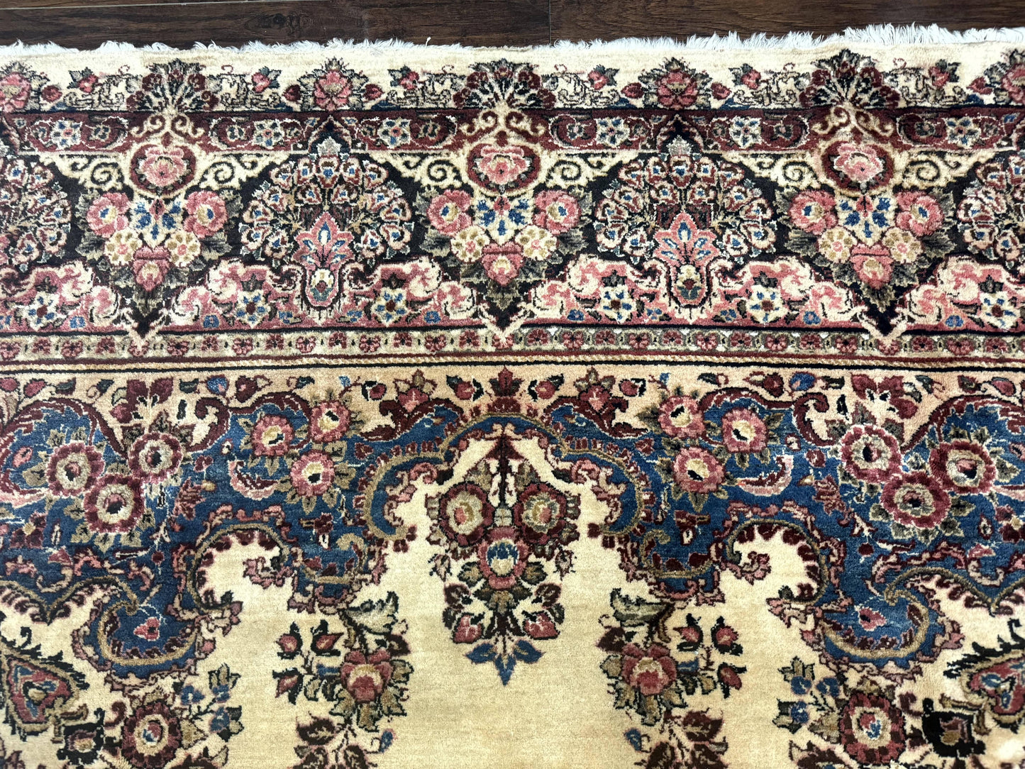 Persian Sarouk Rug 9x12, Ivory & Blue, Semi Open Field - Nuvé