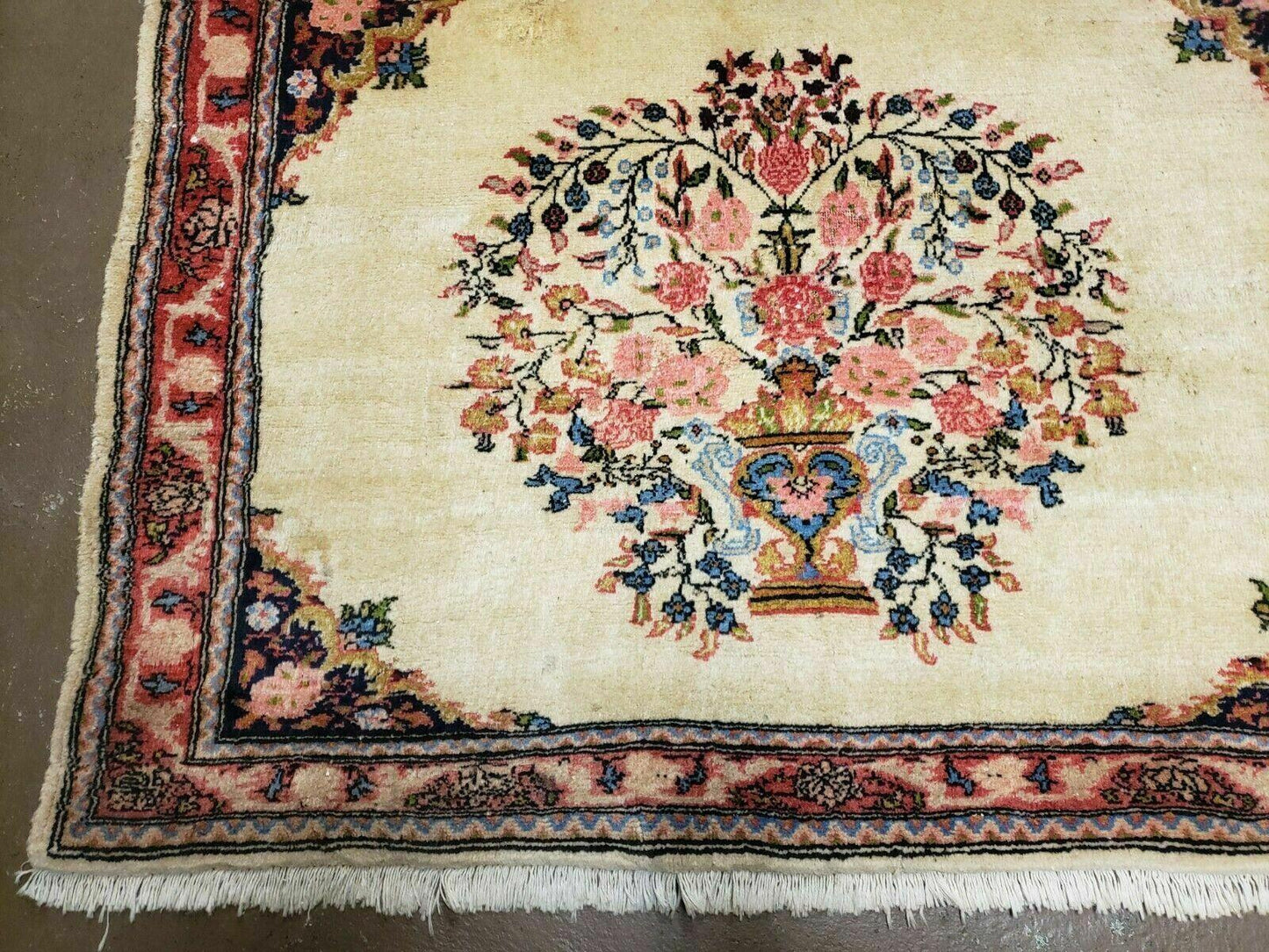 2' 7" X 3' 6" Antique Rug Hand Knotted Pictorial Wool Oriental Flowers - Nuvé