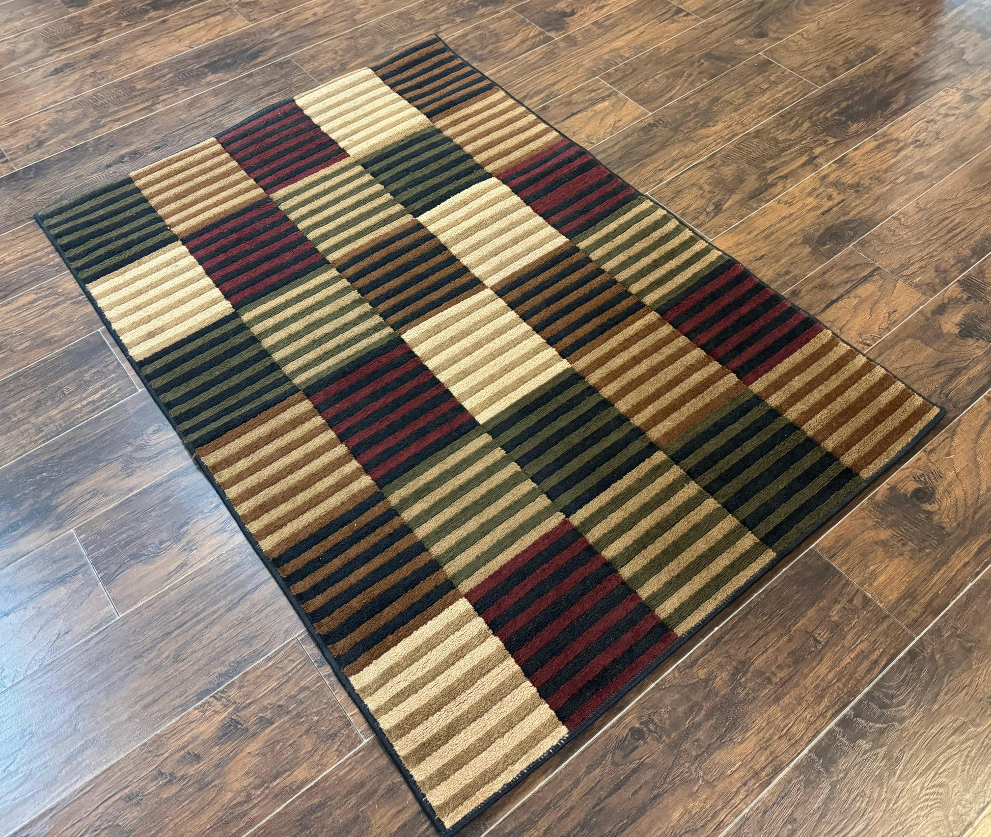 Vintage Power Loomed Rug 3.6 x 5, Brown Beige Black Tan, Box Design - Nuvé