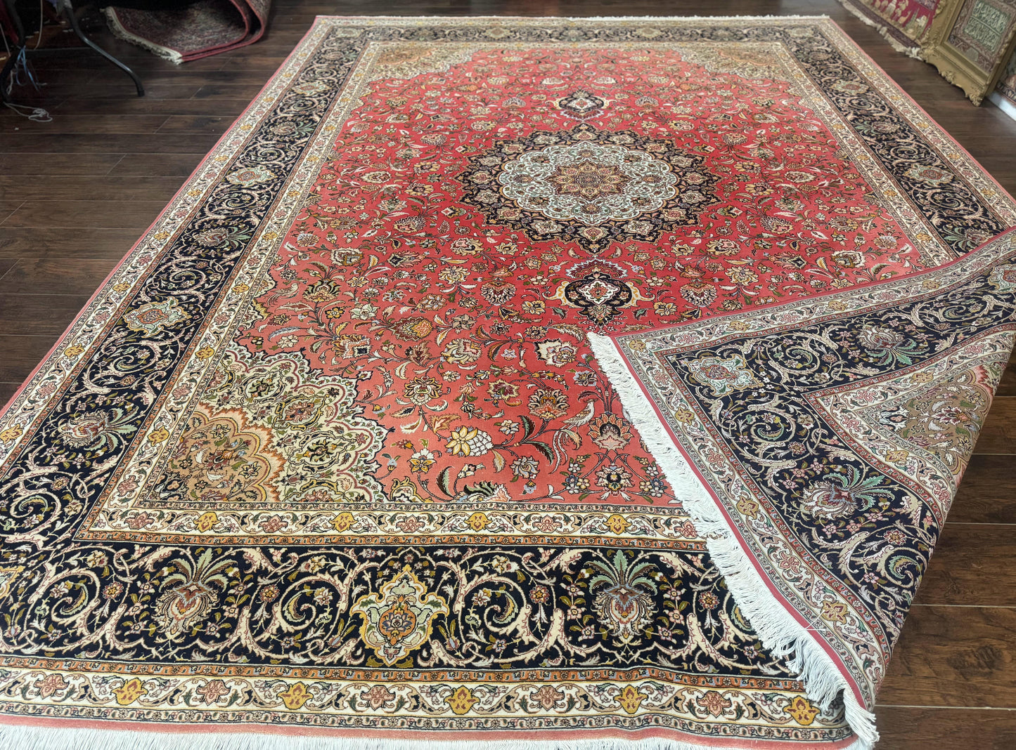 Persian Tabriz Rug 10x13 – Floral Medallion & Birds, Wool & Silk, 330 KPSI - Nuvé