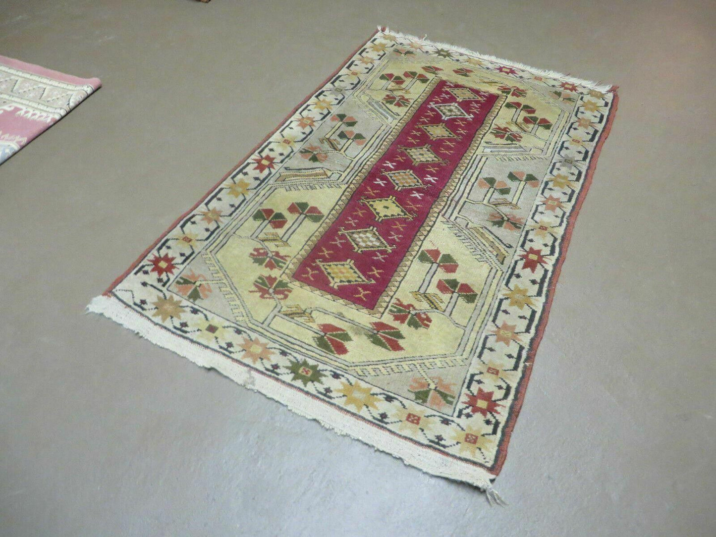 3' X 5' Vintage Handmade Turkish Turkey Oushak MILAS Wool Accent Rug Carpet Nice - Nuvé