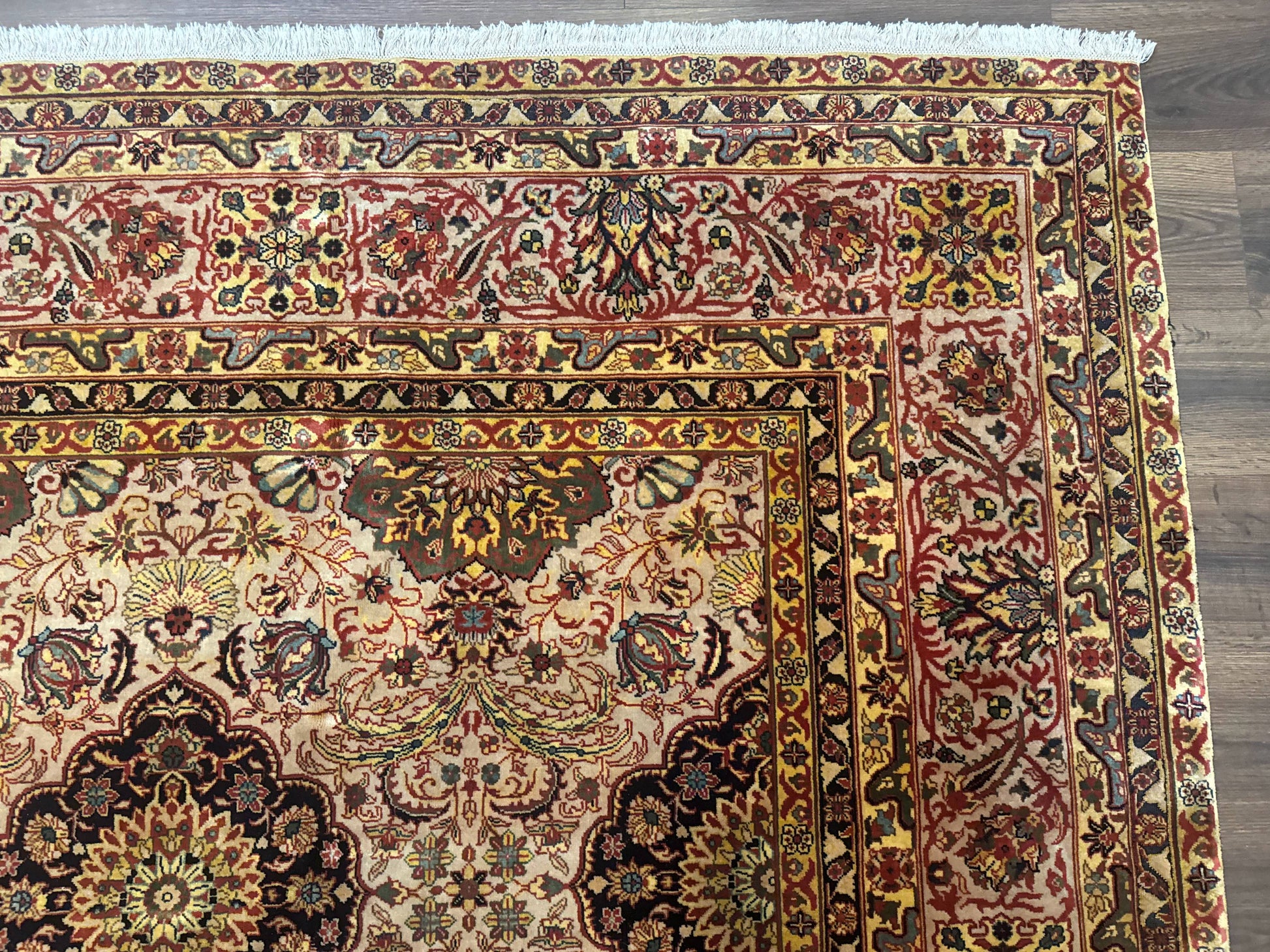 Indian Agra Rug 9x12, Fine Oriental Carpet - Nuvé