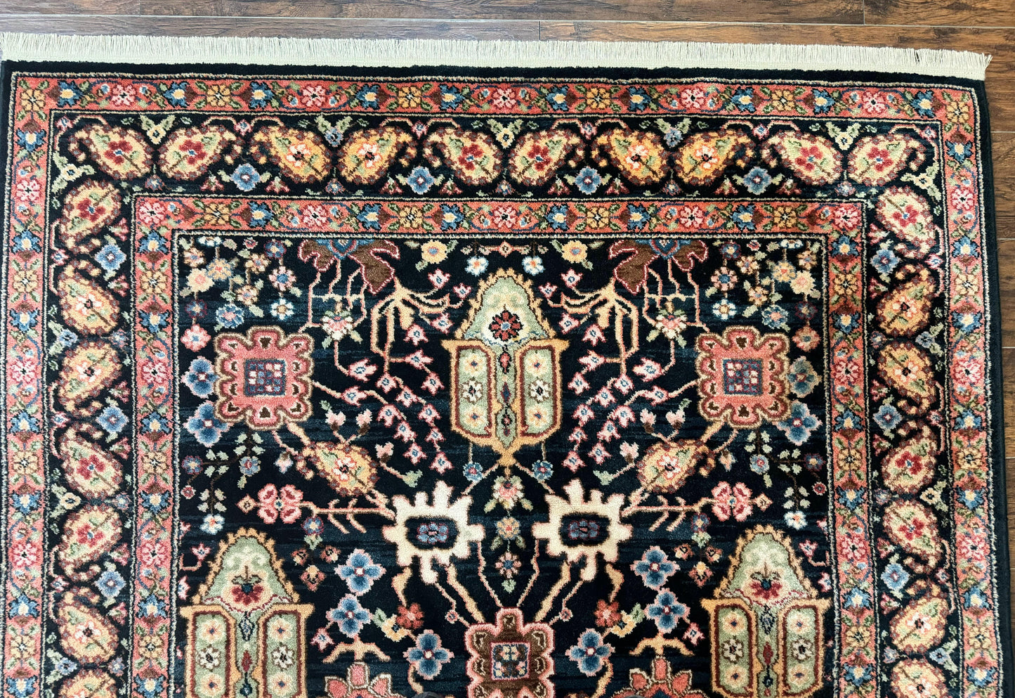 Karastan Rug 5.9 x 8.6, Chahar Mahal #604, Wool Vintage Discontinued Karastan Carpet - Nuvé