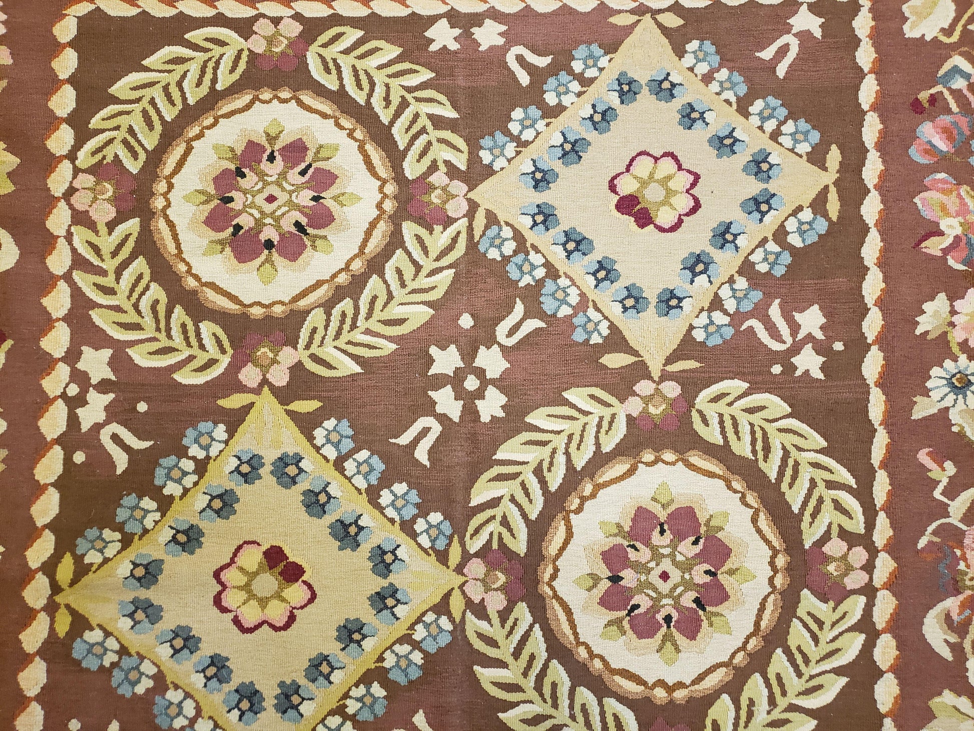 Aubusson Rug 6 x 9 Flat Weave Area Carpet European Design Flowers New Brown Rug Handmade Wool Hand-Knotted Aubusson Weave Medium Rug 6x9 - Nuvé