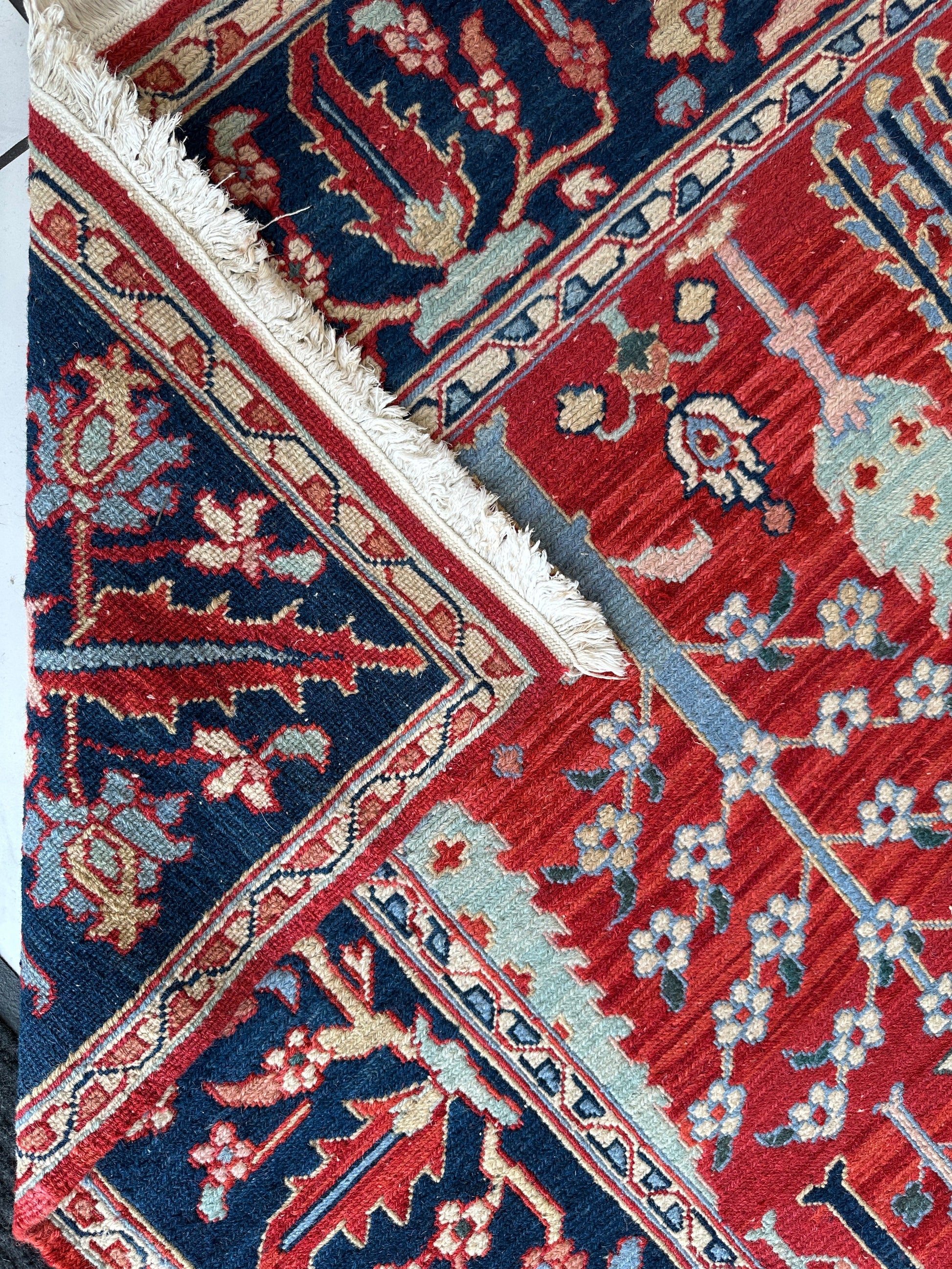 Handwoven Soumak Multicolor Wool Area Rug – 8’ x 10’ - Nuvé