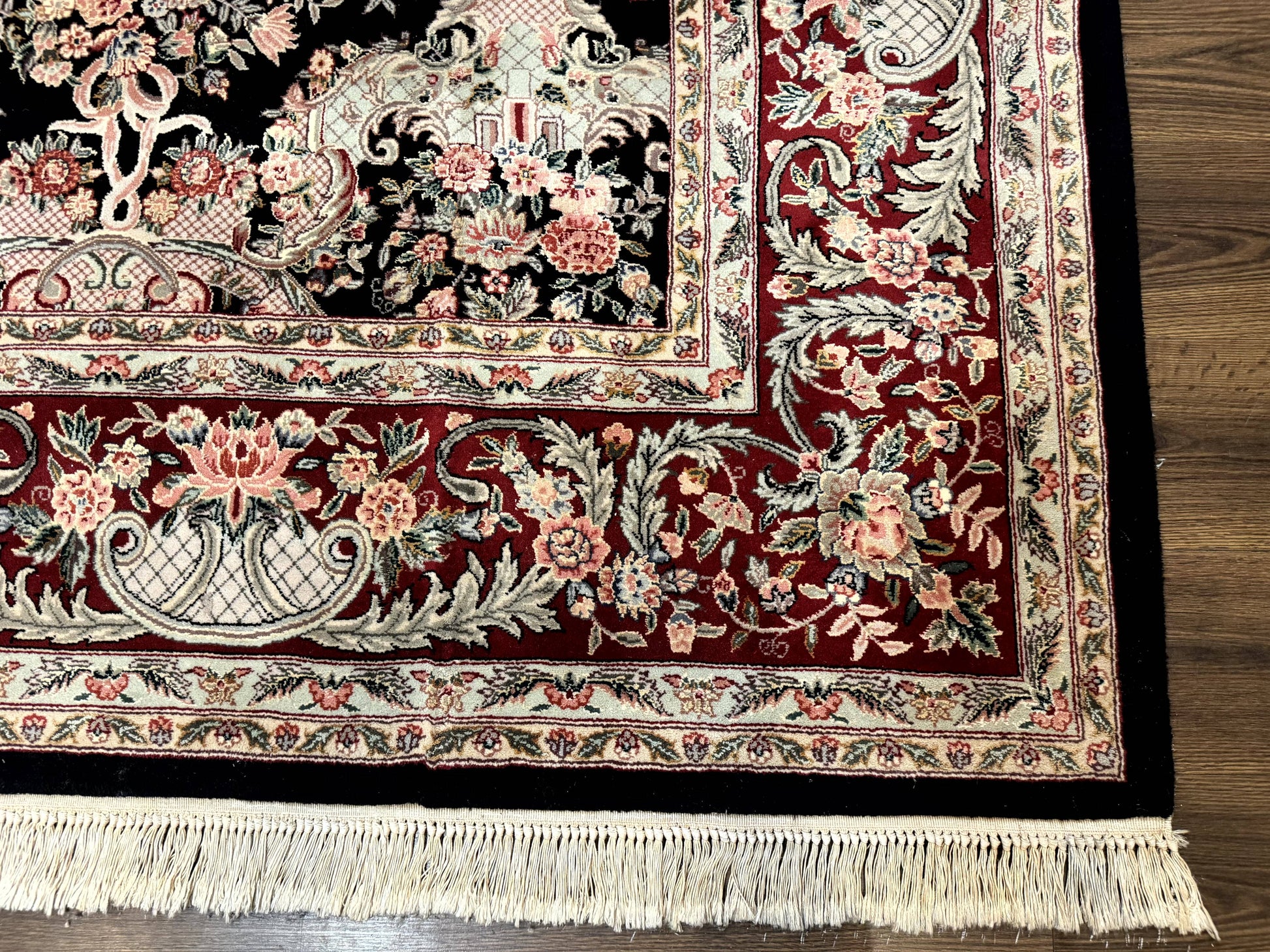 Sino Persian Rug 9x12, Black, Floral Bouquets - Nuvé