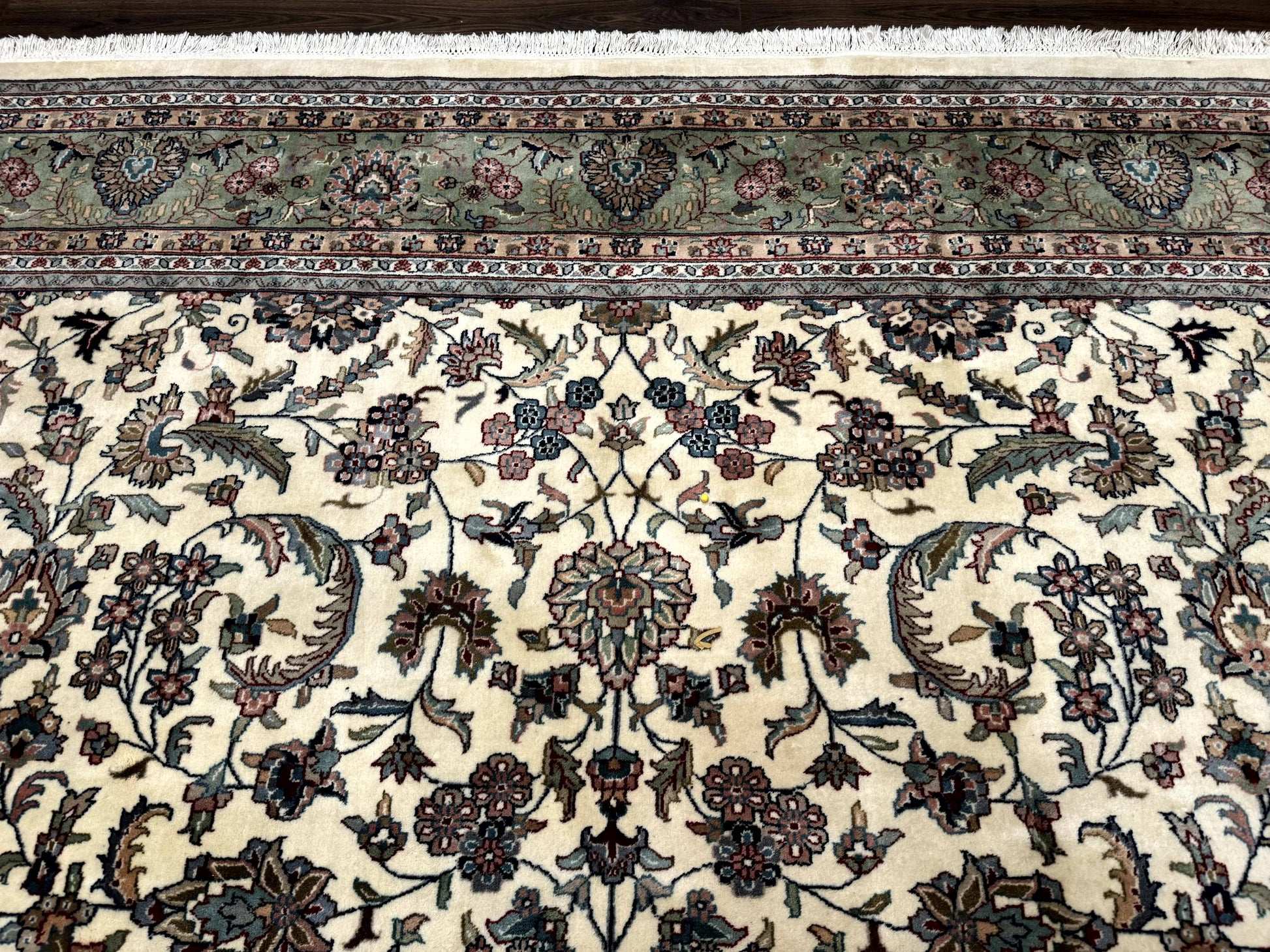 Indo Persian Rug 9x12, Allover Floral Pattern, Ivory & Green, Traditional Oriental Carpet - Nuvé