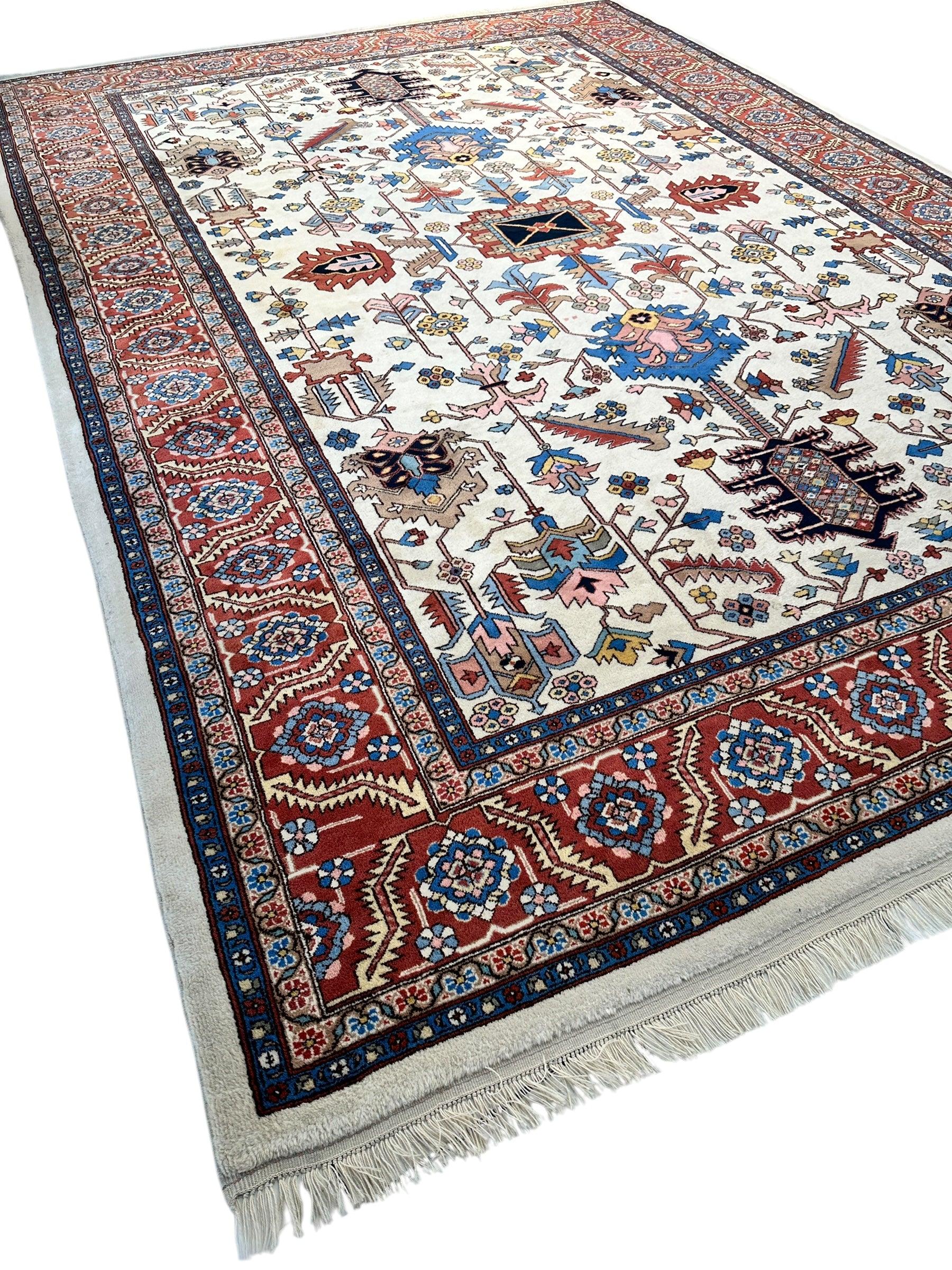Hand-Knotted Vintage Afghani Serapi Wool Rug – 10'10" x 15'10" – Elegant Traditional Area Rug - Nuvé