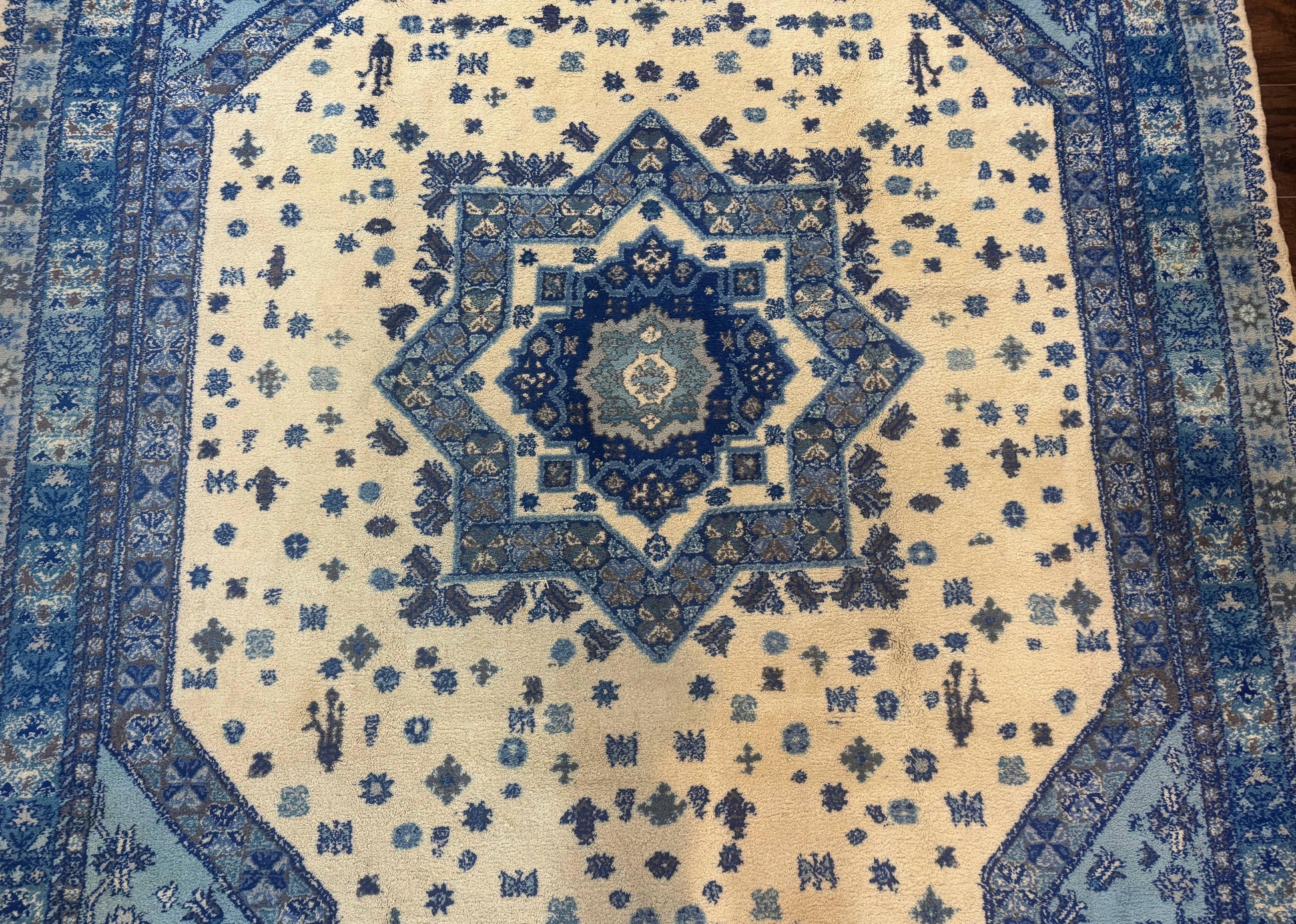 Moroccan Rug 7x10, Geometric Medallion, Blue and Ivory - Nuvé