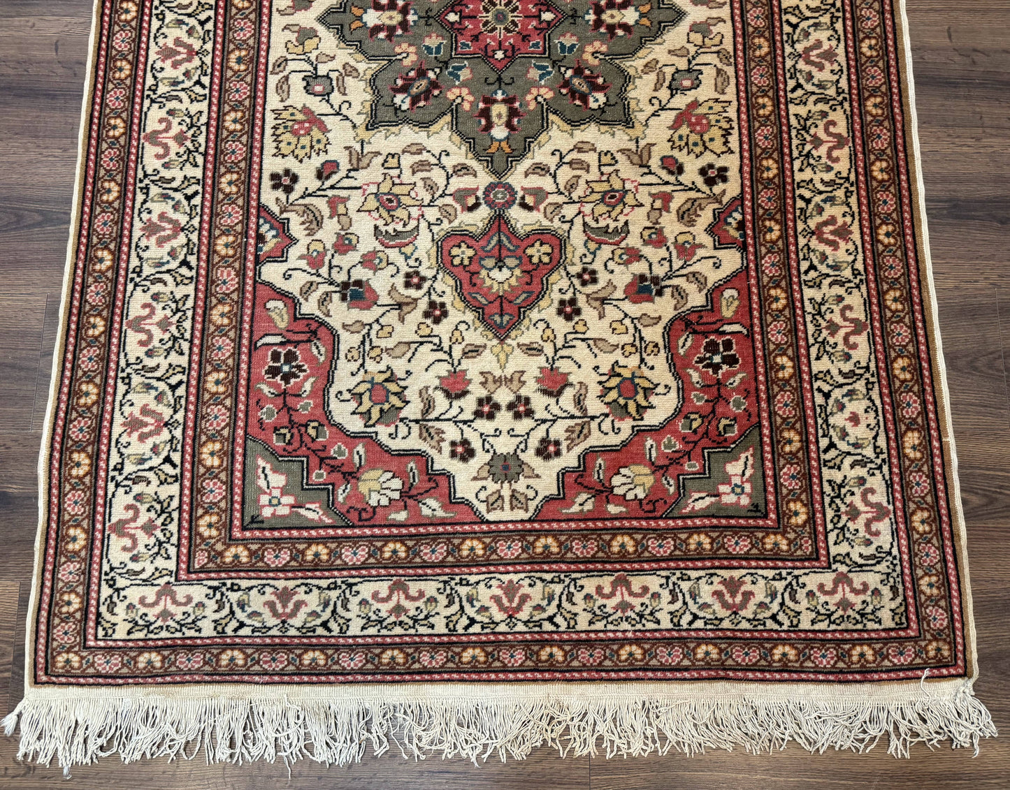 Turkish Sivas Rug 4x6, Floral Medallion, Beige Pink-Red Green, Handmade - Nuvé