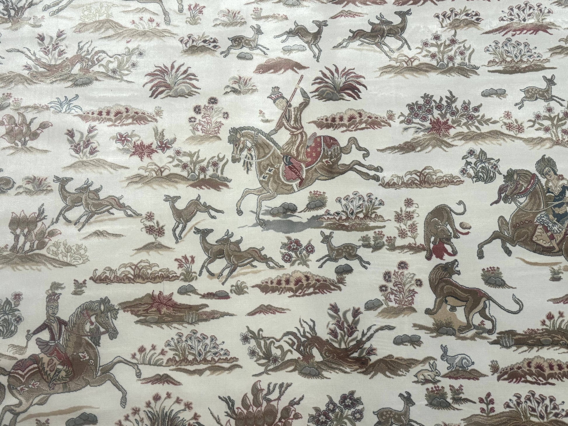 Large Turkish Silk Rug 8x10, Ivory, Hunting Design, Bamboo Silk, New - Nuvé
