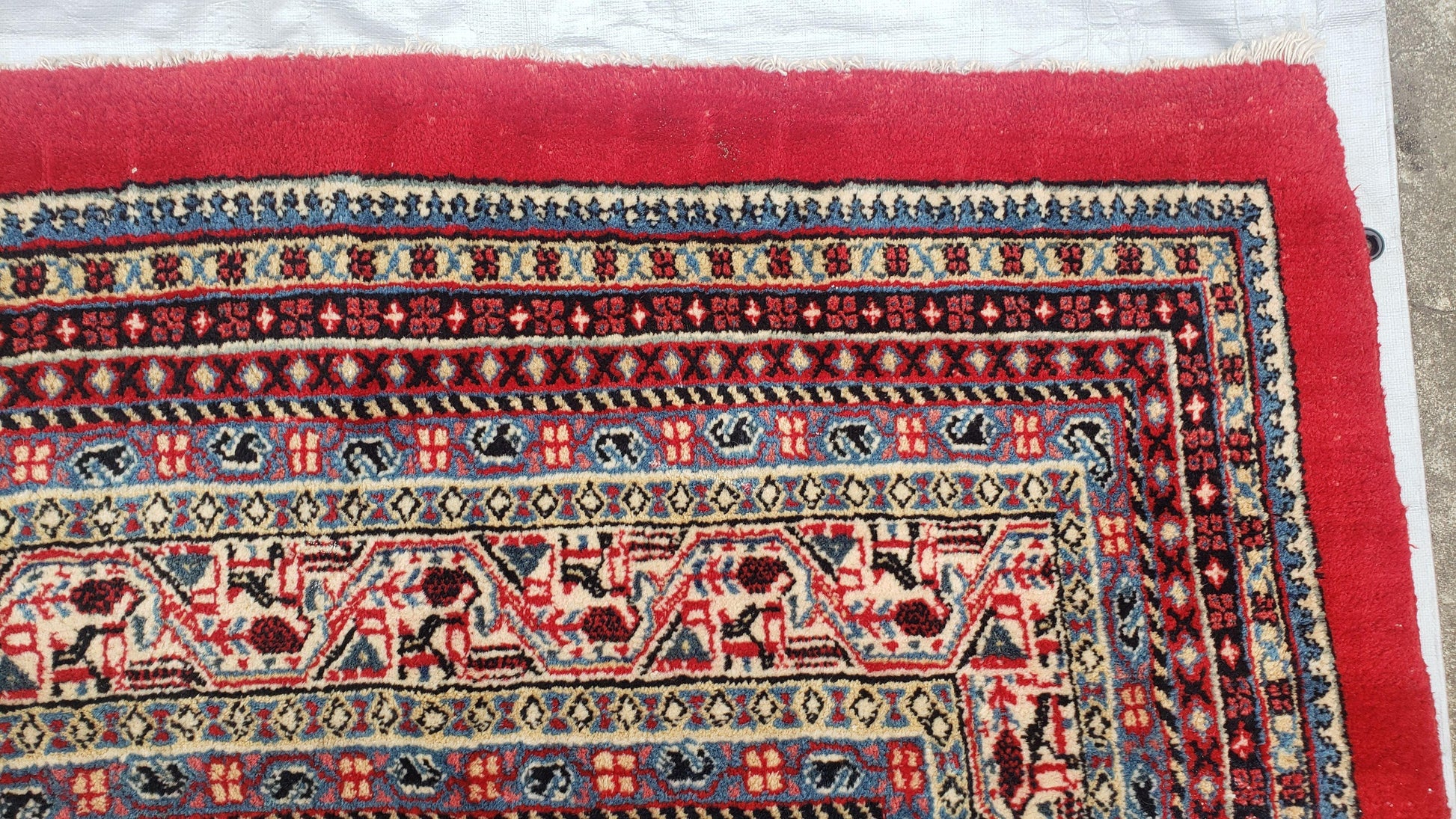 Persian Sarouk Mir Pattern, Red and Beige, Hand-Knotted, Wool, Paisley Boteh Design, 9'9" x 13', Semi Antique - Nuvé