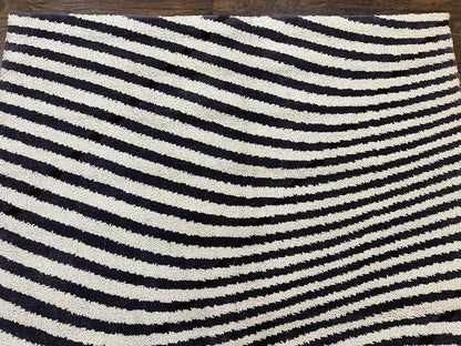 Vintage Zebra Stripes Shag Rug 5.7 x 7.4, Black and White, Retro, Wool - Nuvé