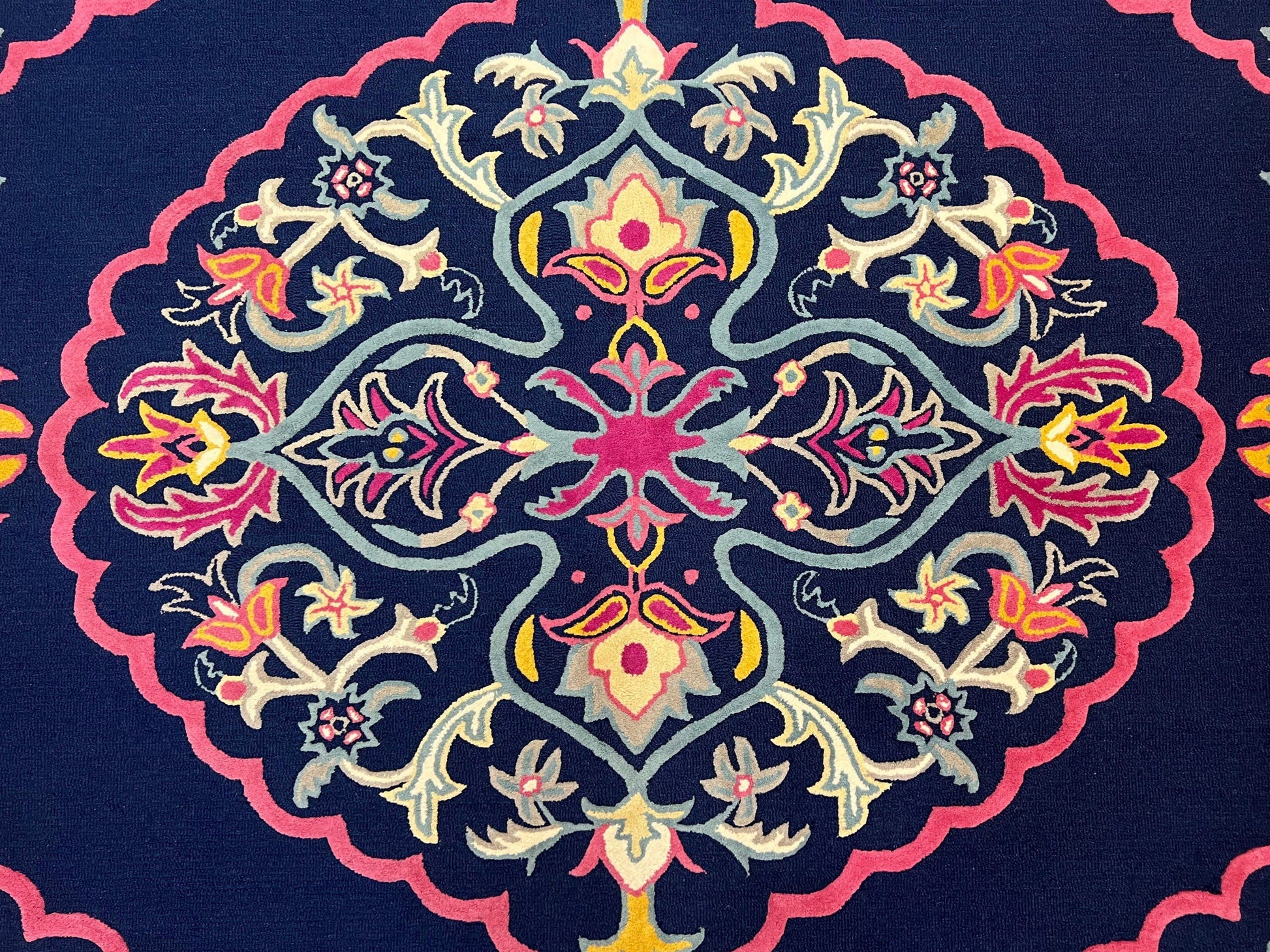 Safavieh Rug 8x10 Belagio Collection, Navy Blue Pink Yellow, Power-Loomed Wool Carpet, Floral Area Rug, Modern Rug, Room Sized 8 x 10 ft Rug - Nuvé