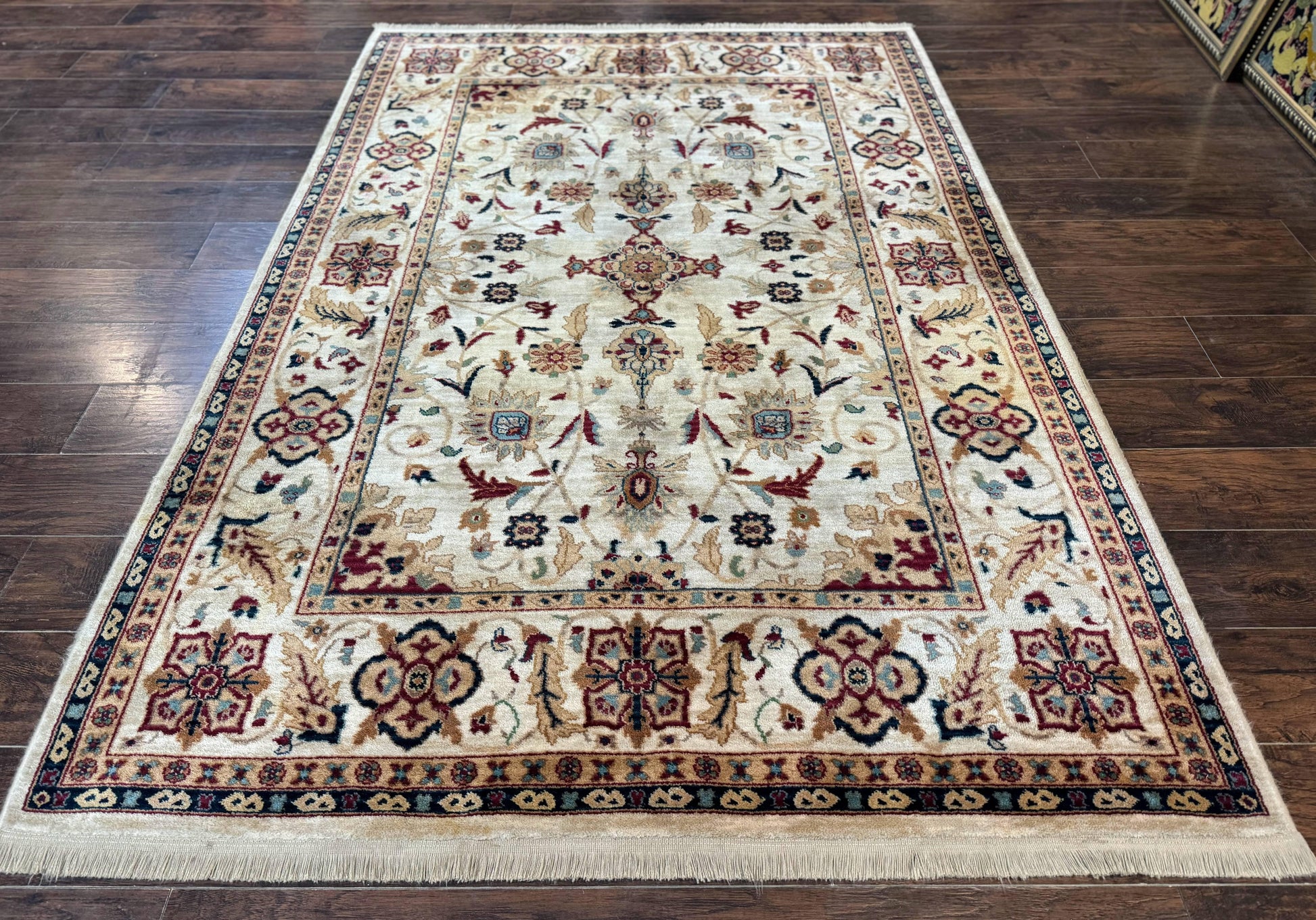 Karastan Rug 5.9 x 8.6, Karastan Traditions Amritsar Pattern Design 510, New Zealand Wool, Karastan Area Rug - Nuvé