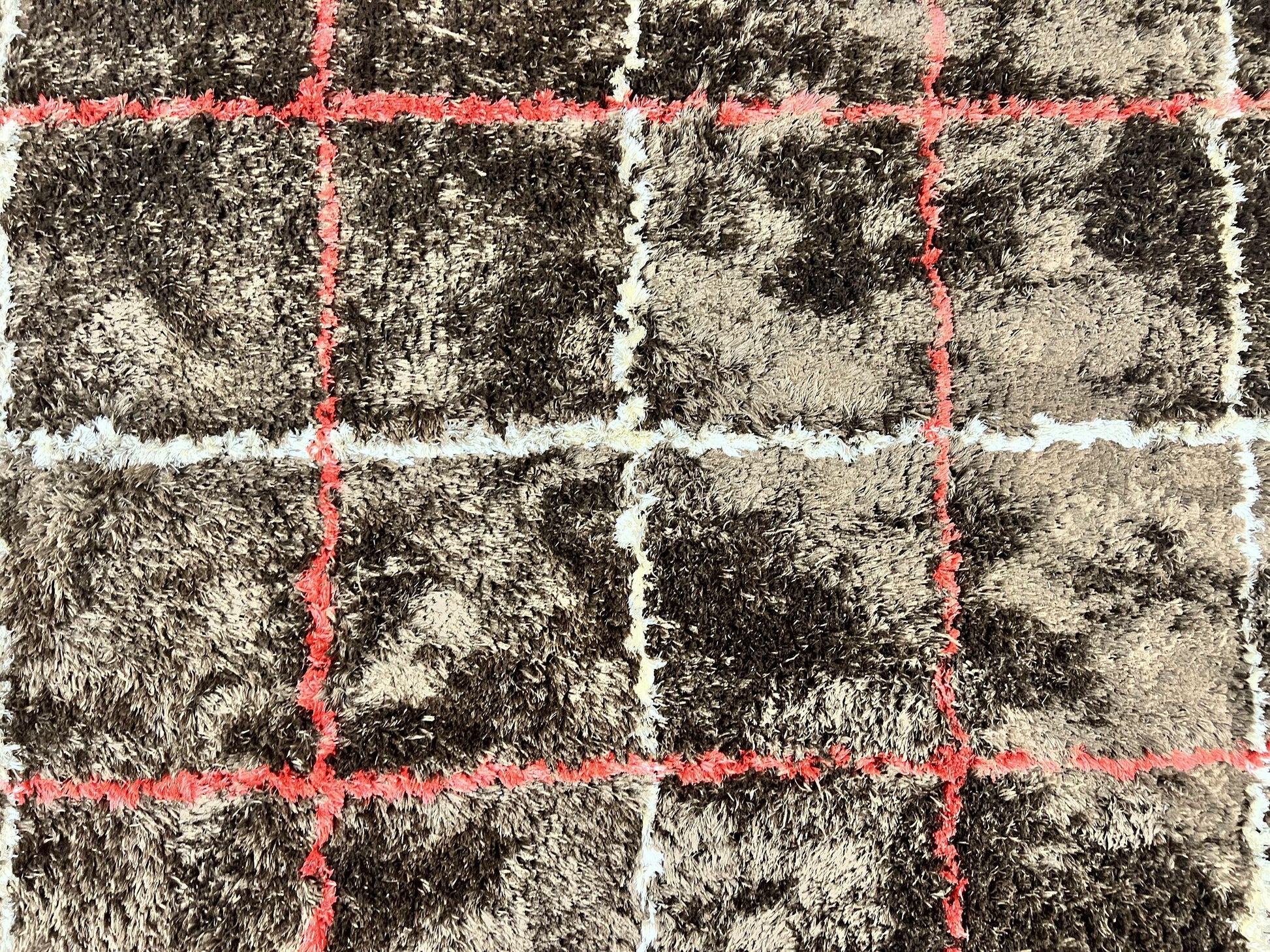 Shag Rug 6x8, Brown, Panel Design - Nuvé