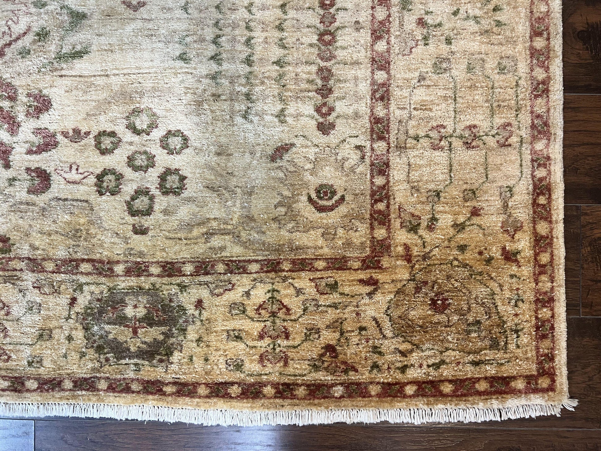 Pakistani Oushak Rug 6 x 9.6, Handmade Wool Peshawar Carpet, Farmhouse Rug - Nuvé