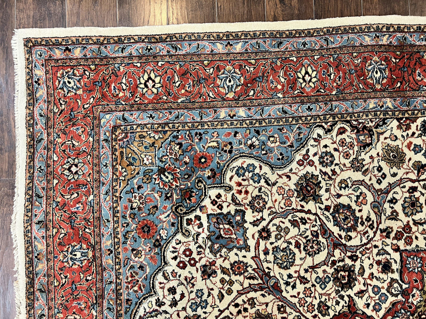 Persian Sarouk Rug 8x12, Wool Hand Knotted Antique Carpet, Floral Medallion, Cream Red, Traditional Oriental Rug - Nuvé