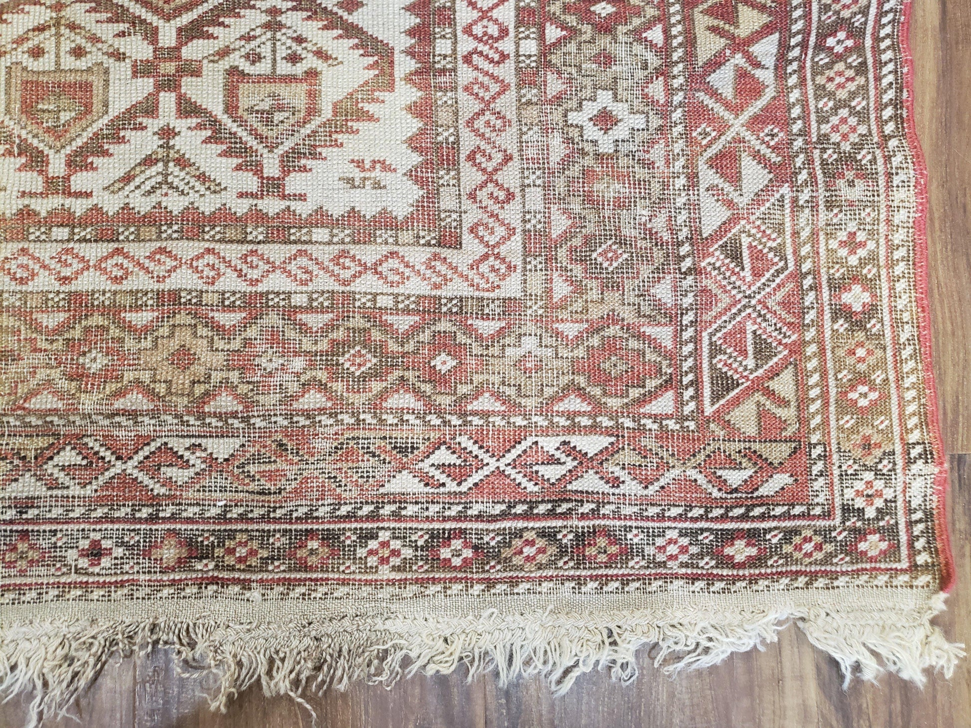 Antique Caucasian Shirvan Rug 4x6, Dagestan Area Rug, Wool Hand-Knotted Soft Red & Ivory 1920s Oriental Carpet, Soft Muted Colors - Nuvé