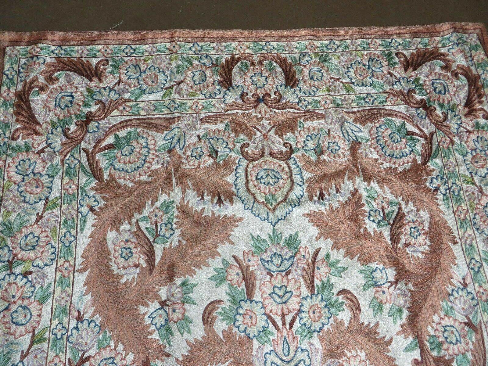 4' X 6' Vintage Embroidery Hand Stitched Rug Silk On Cotton India Backing Nice - Nuvé