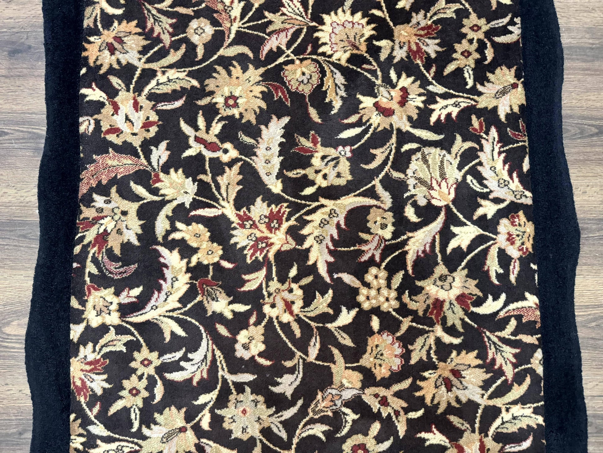 Floral Runner Rug 3.6 x 17 - Nuvé
