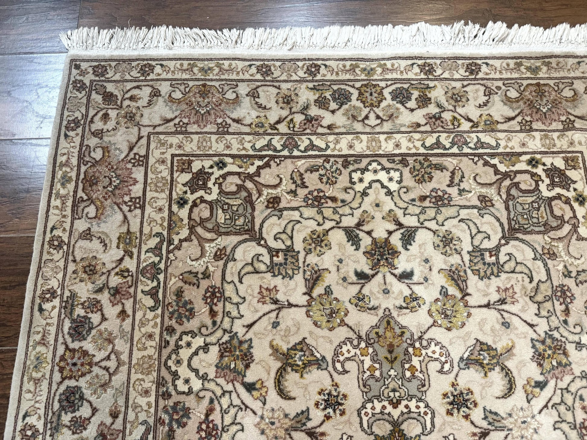 Pak Persian Rug 4x6, Floral Medallion, Beige, Wool and Silk Highlights, Vintage Handmade Rug - Nuvé
