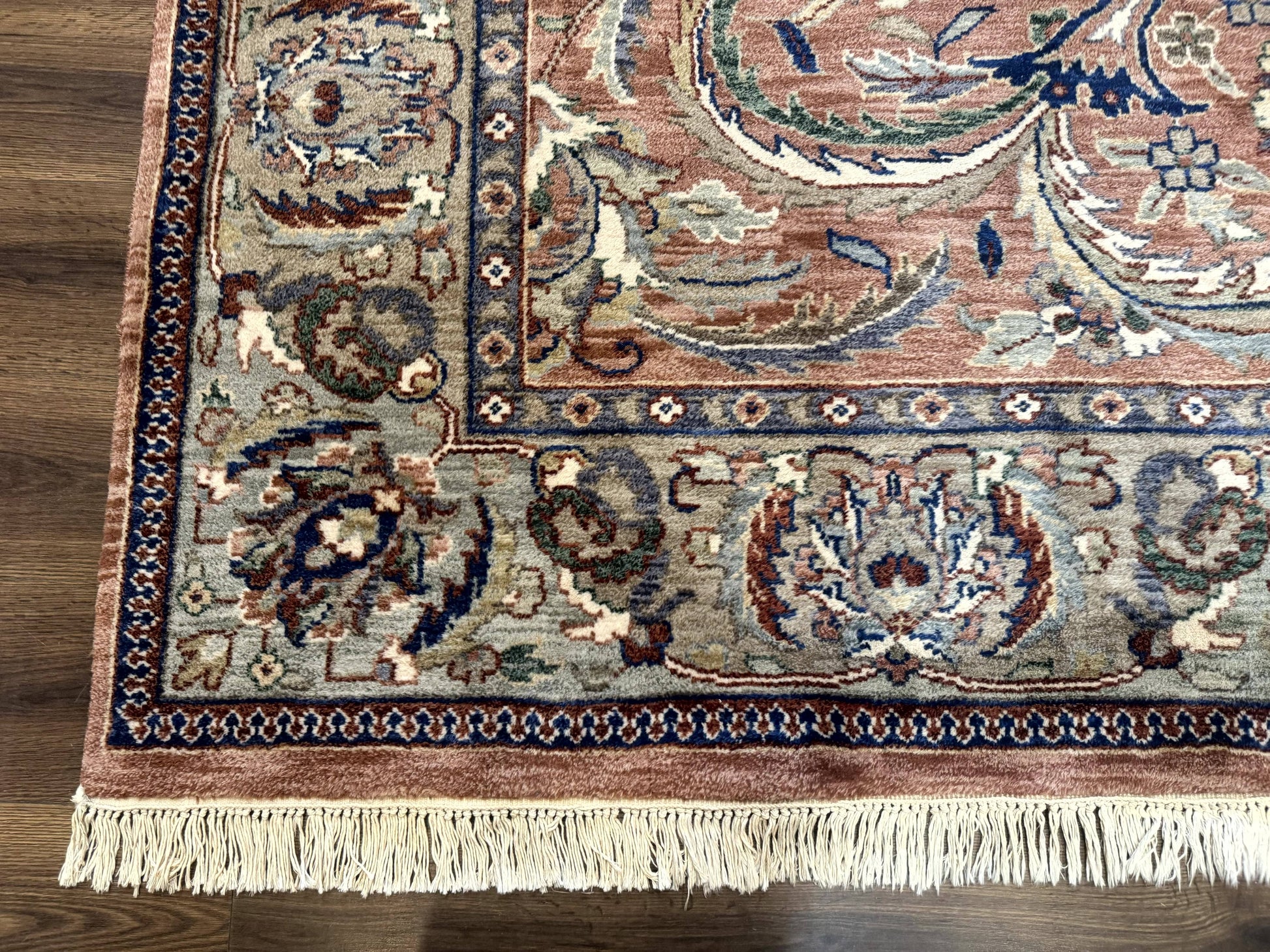 Indo Persian Mahal Rug 8x10, Traditional Wool Oriental Carpet, Pink - Nuvé