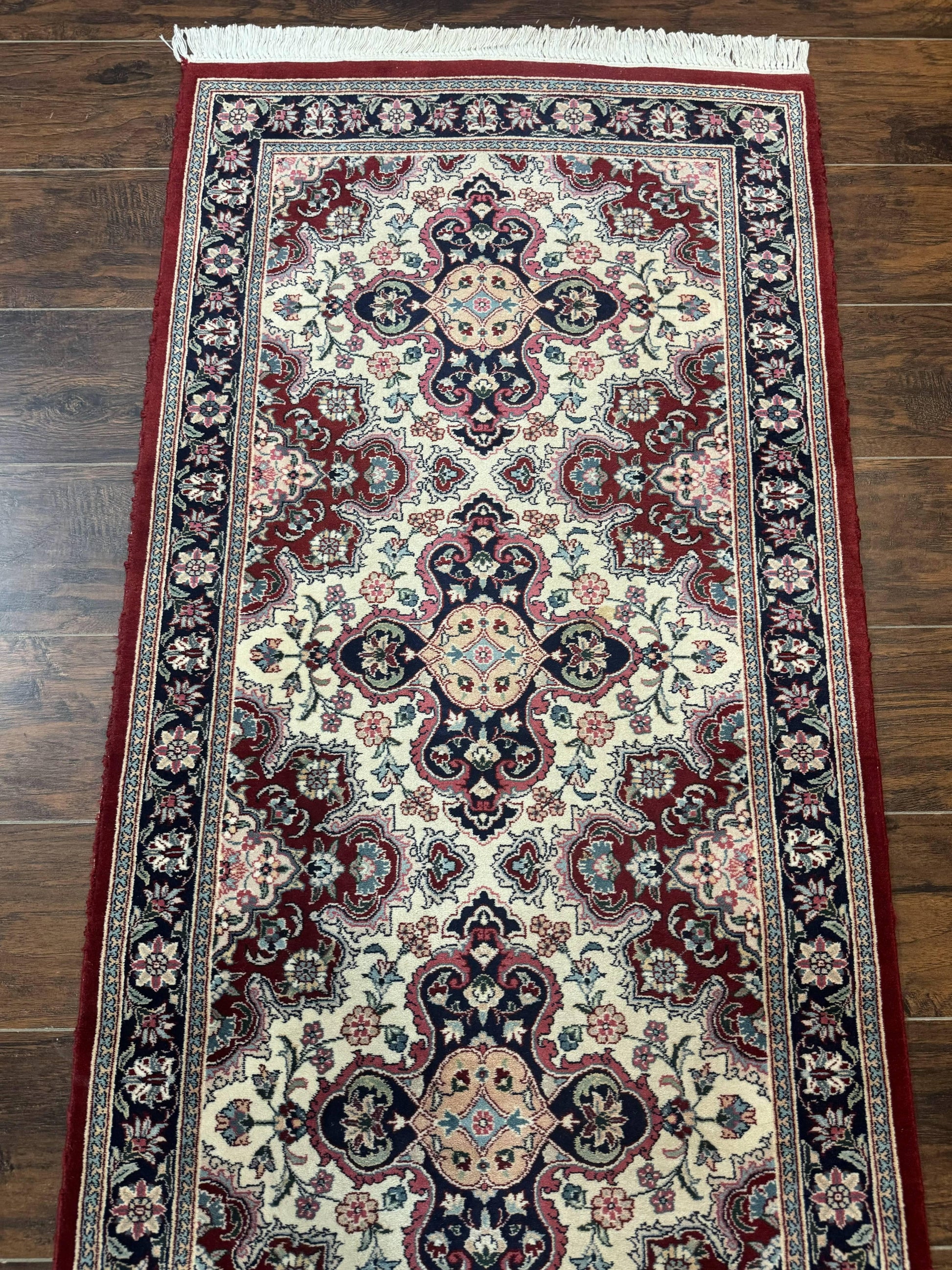 Sino Persian Runner Rug 2.7 x 8, Floral, Handmade, 250 KPSI - Nuvé