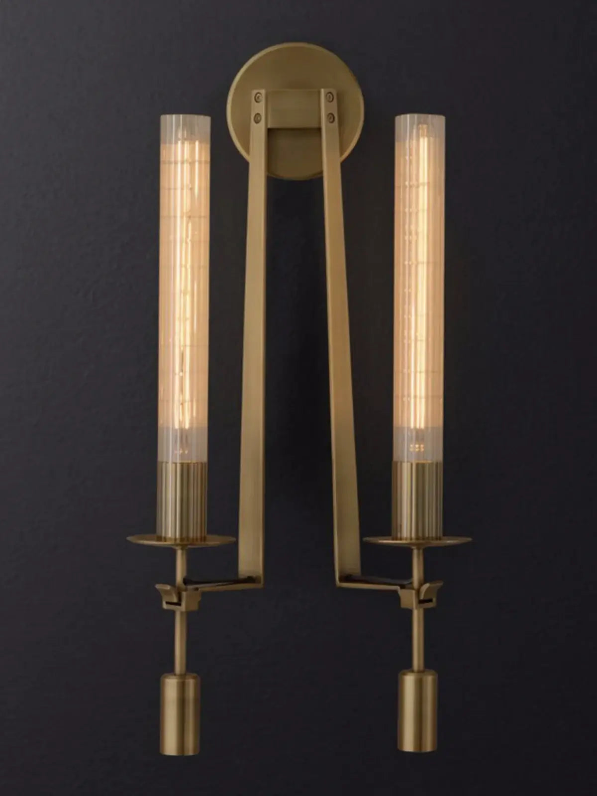 Fontanelle Glass Wall Lamp - Nuvé