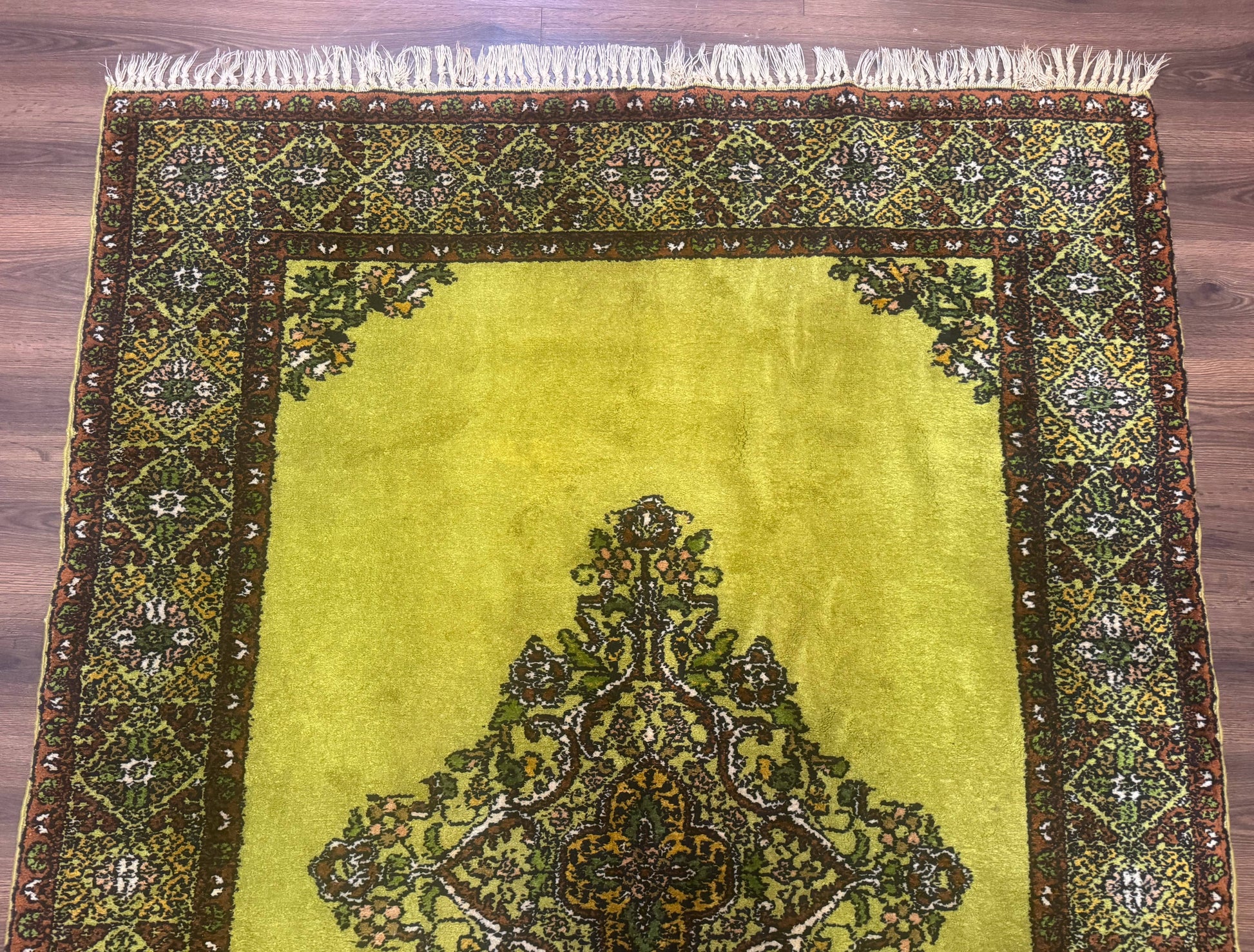 Moroccan Rug 6x8, Semi Open Field, Vintage, Lime Green, Wool Carpet - Nuvé