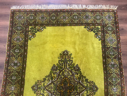 Moroccan Rug 6x8, Semi Open Field, Vintage, Lime Green, Wool Carpet - Nuvé