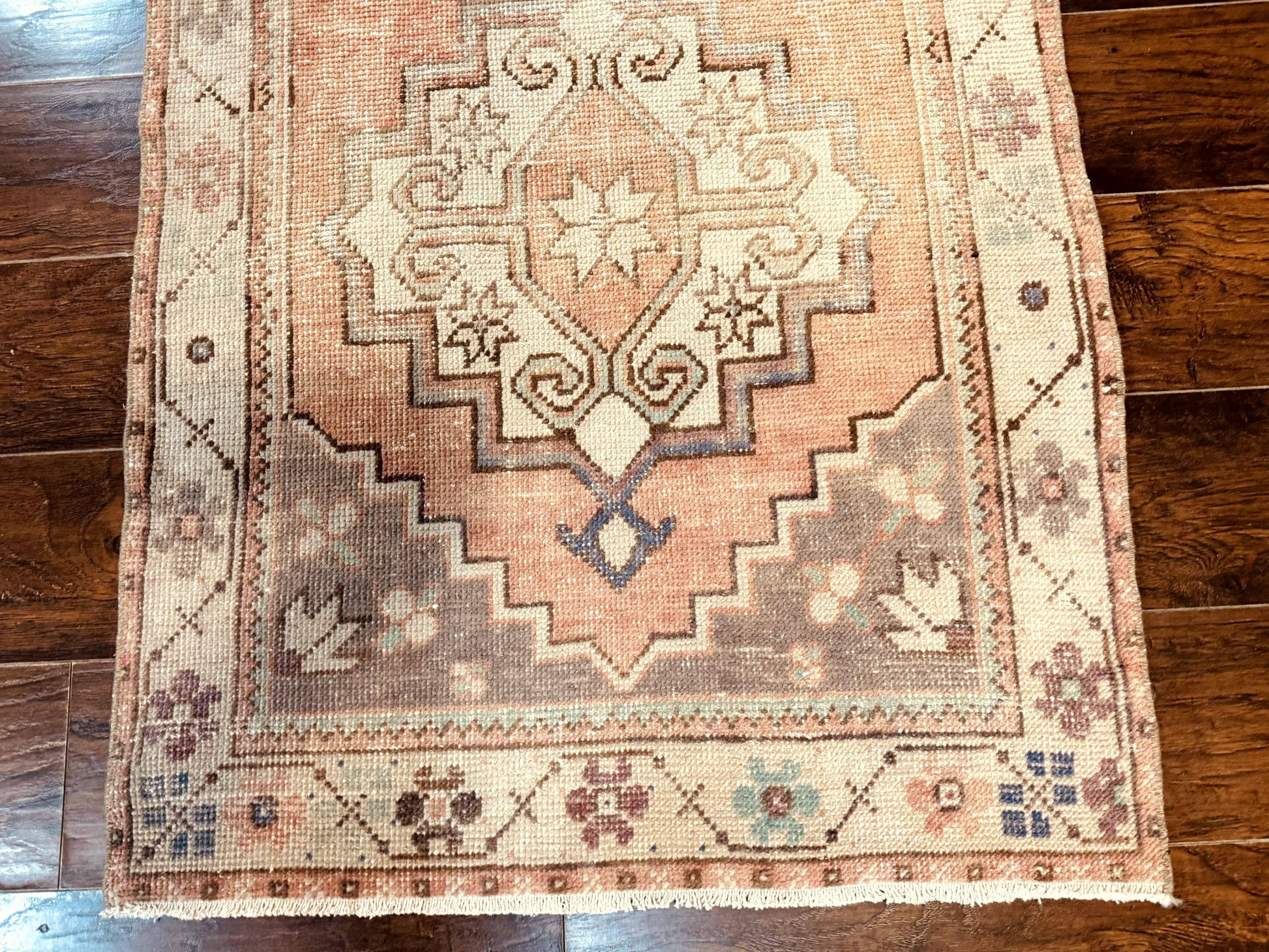 Antique Turkish Runner Rug 3 x 9.6, Farmhouse Rug, Geometric Runner, Handmade, Vintage Rug for Modern Home - Nuvé